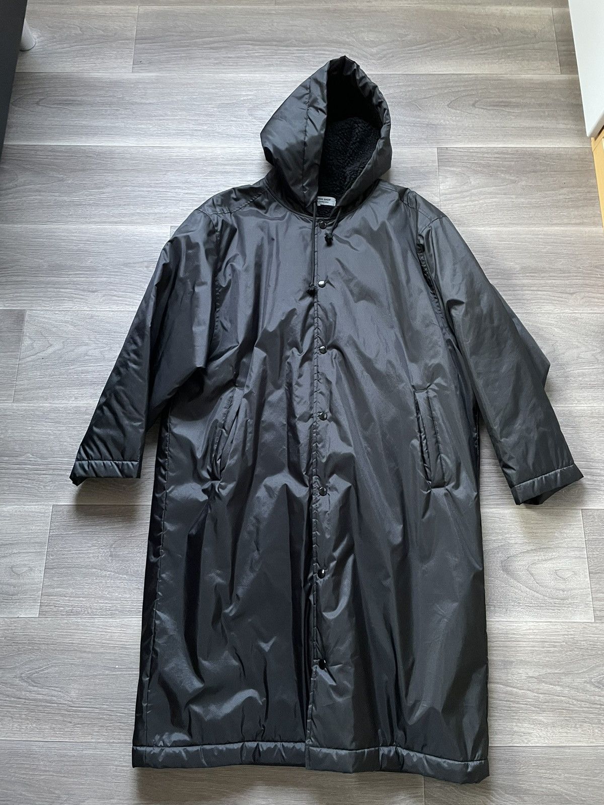 Comme des Garcons CDG logo raincoat Size US L / EU 52-54 / 3 - 2 Thumbnail