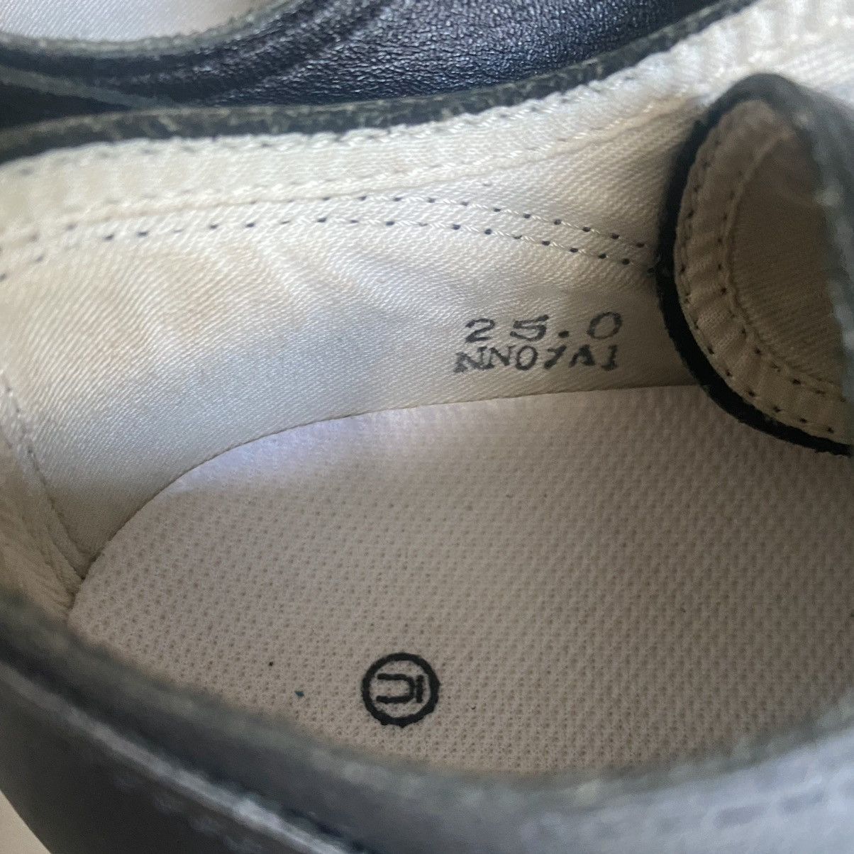 Undercover 2008 Undercover X Silly thing Leather Jack Purcell Size US 8 / EU 41 - 6 Thumbnail