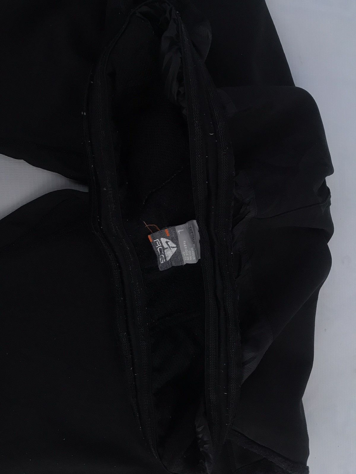 Nike ACG VINTAGE NIKE ACG TRACK PANTS Size US 30 / EU 46 - 6 Thumbnail