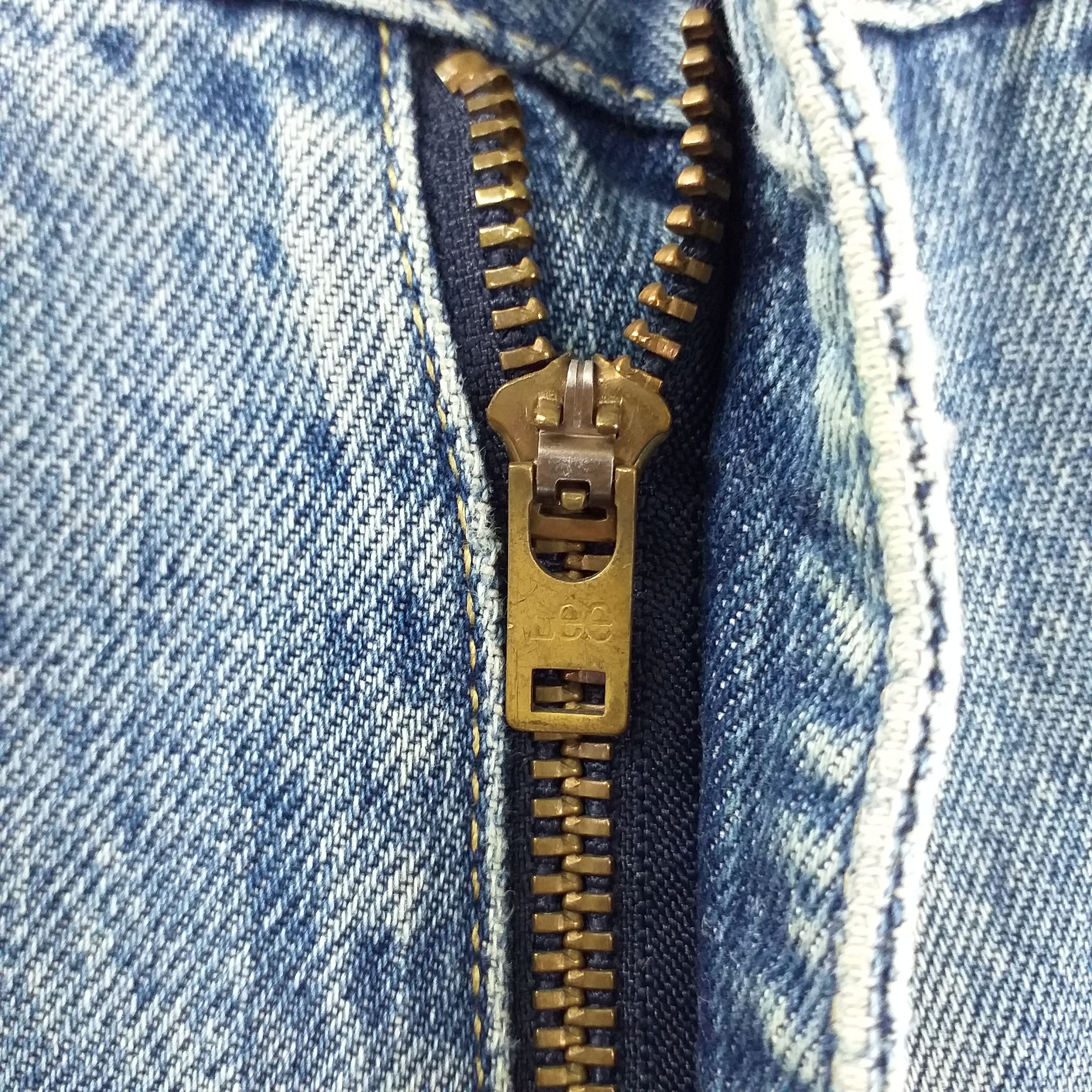 Lee Vintage Lee Riders Distressed Denim 29x33.5 JN041 Size US 29 - 14 Thumbnail