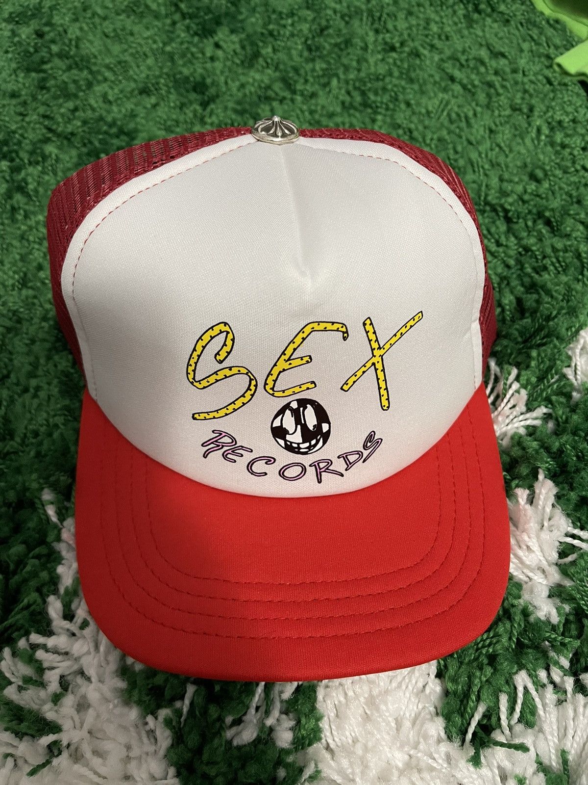 Chrome hearts s*x records trucker cap main image 0