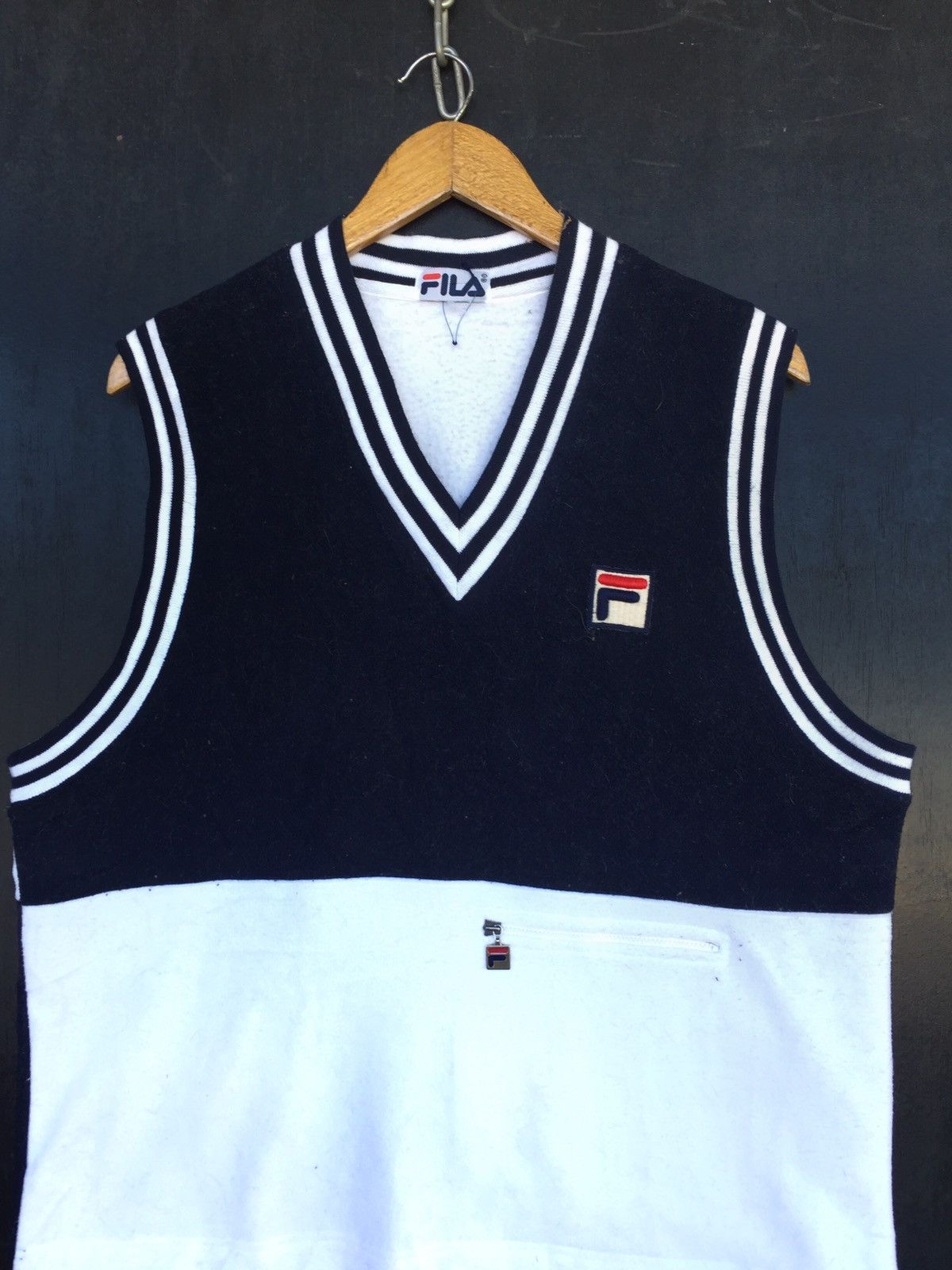 Fila Fila Italia Vest Big Logo 23:5x26 Size US L / EU 52-54 / 3 - 8 Thumbnail