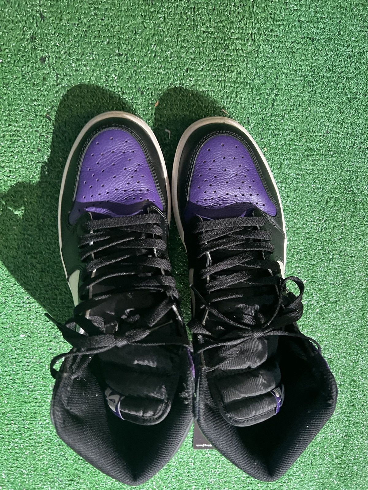 Jordan Brand × Nike Air Jordan 1 Retro High OG Court Purple 2018 Size US 11.5 / EU 44-45 - 2 Thumbnail