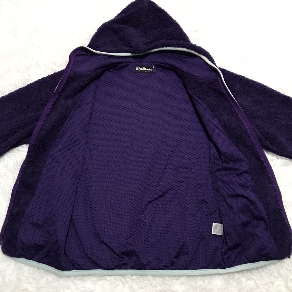 Japanese Brand RealBvoice Deep Pile Jacket Shark hoodie design Size US M / EU 48-50 / 2 - 19 Thumbnail