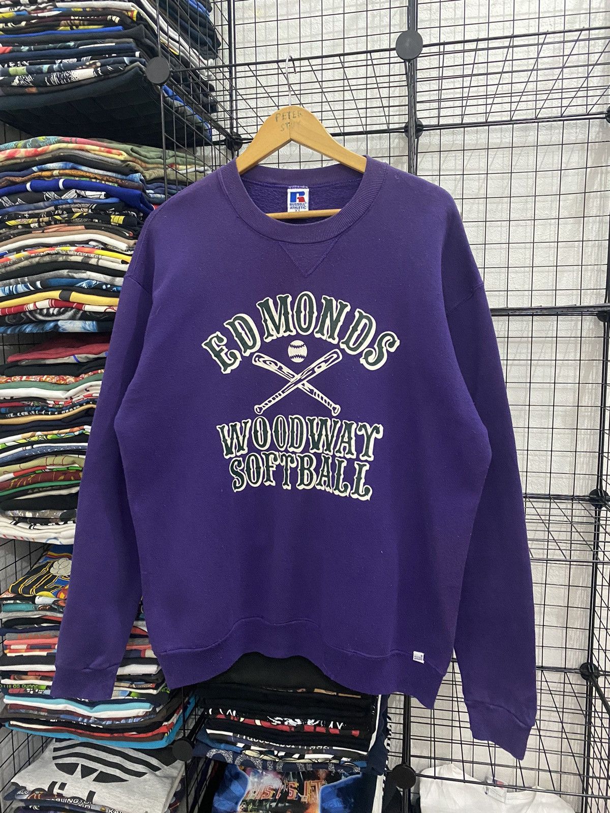 Russell Athletic × Vintage Vintage Edmons Woodway Softball Sweatshirt Size US XL / EU 56 / 4 - 1 Thumbnail
