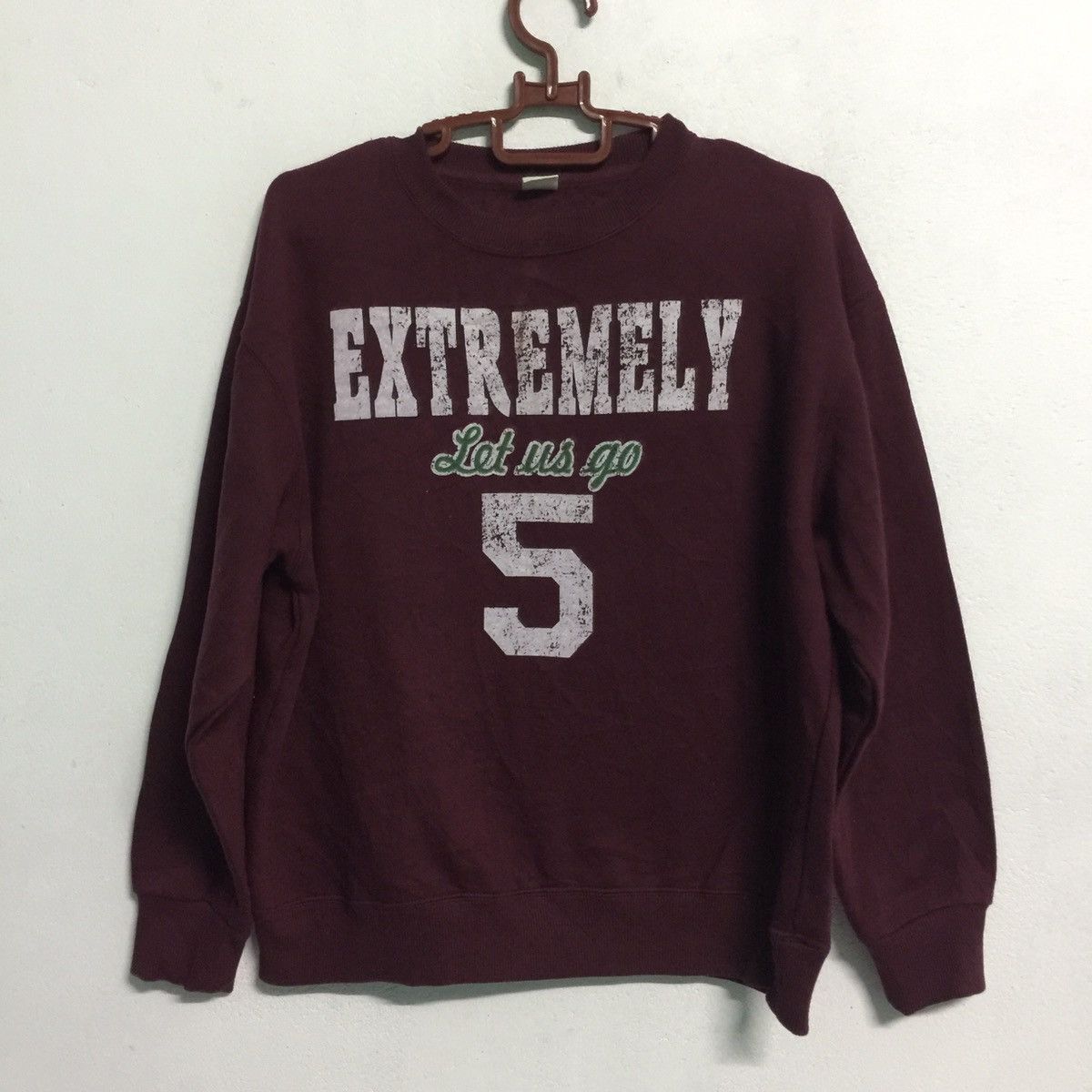 Japanese Brand Extremely let us go 5 sweatshirt Size US L / EU 52-54 / 3 - 1 Thumbnail