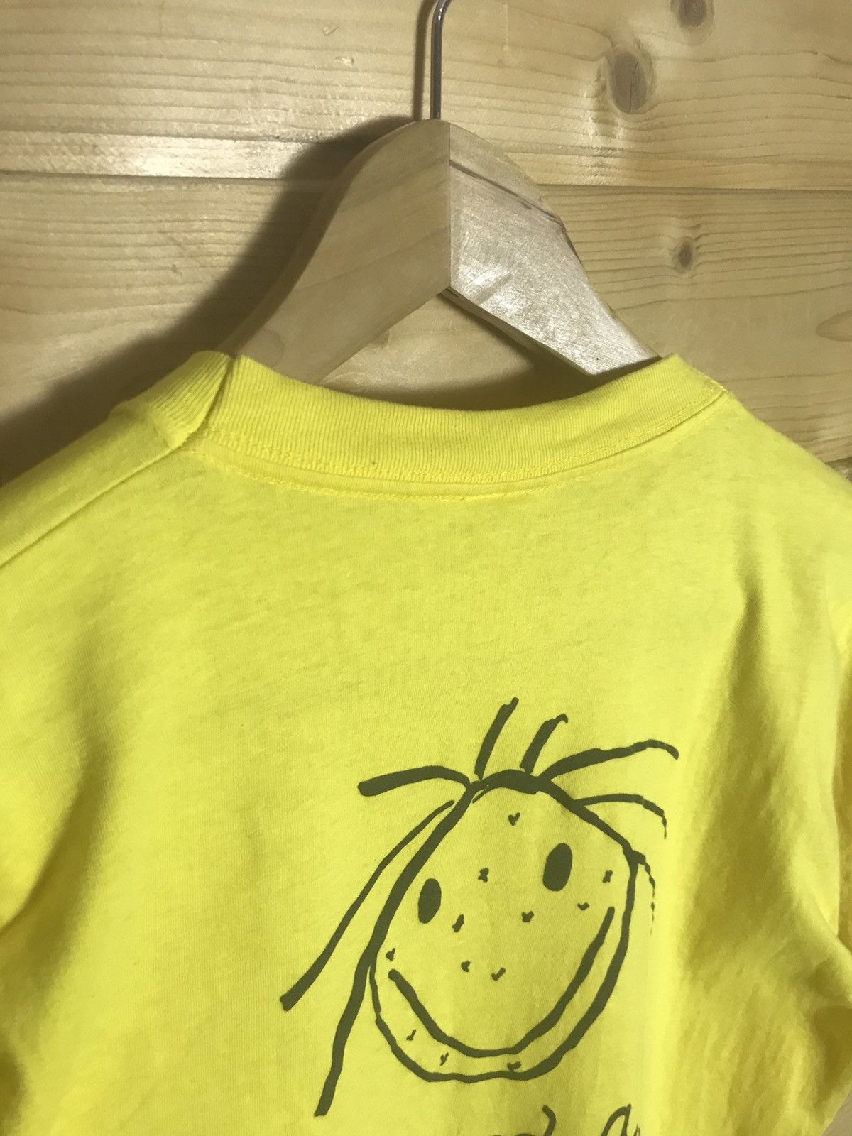 Vintage Vintage Mega Midge attack funny shirt Size US S / EU 44-46 / 1 - 7 Thumbnail