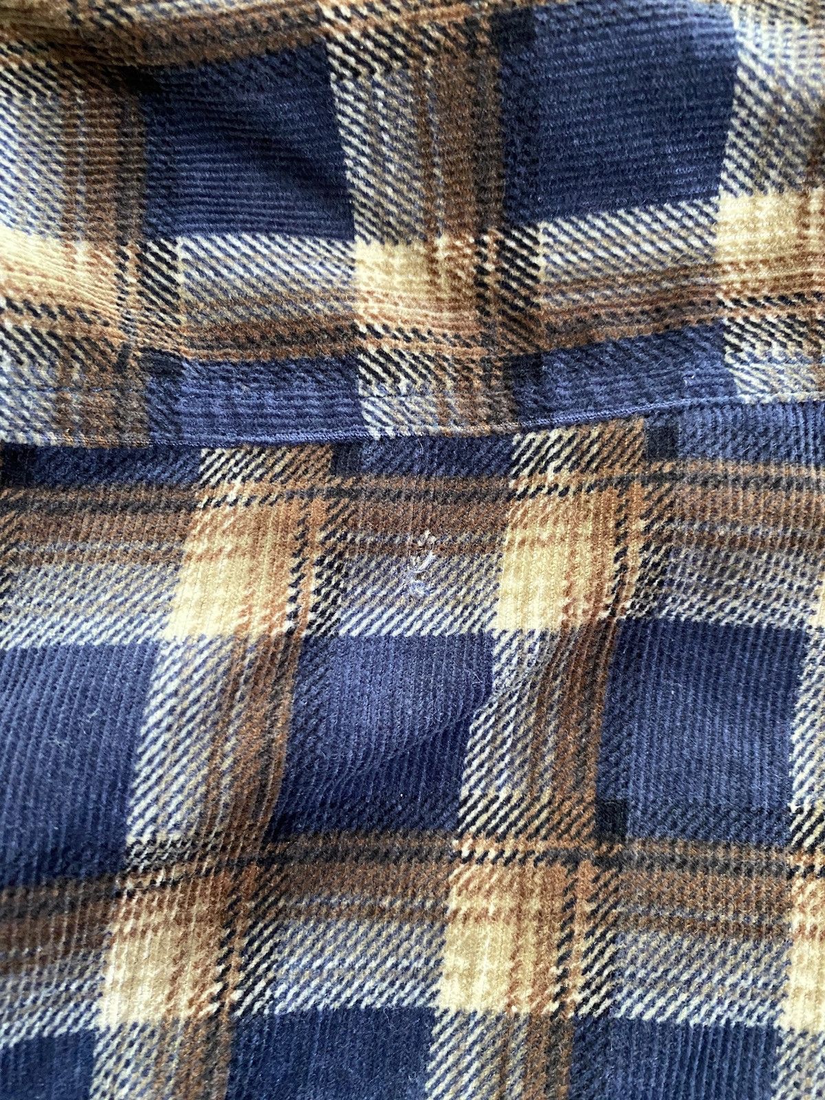 Vintage Vintage 90’s Thin Corduroy Plaid Long Sleeve Button Up Size US S / EU 44-46 / 1 - 16 Thumbnail