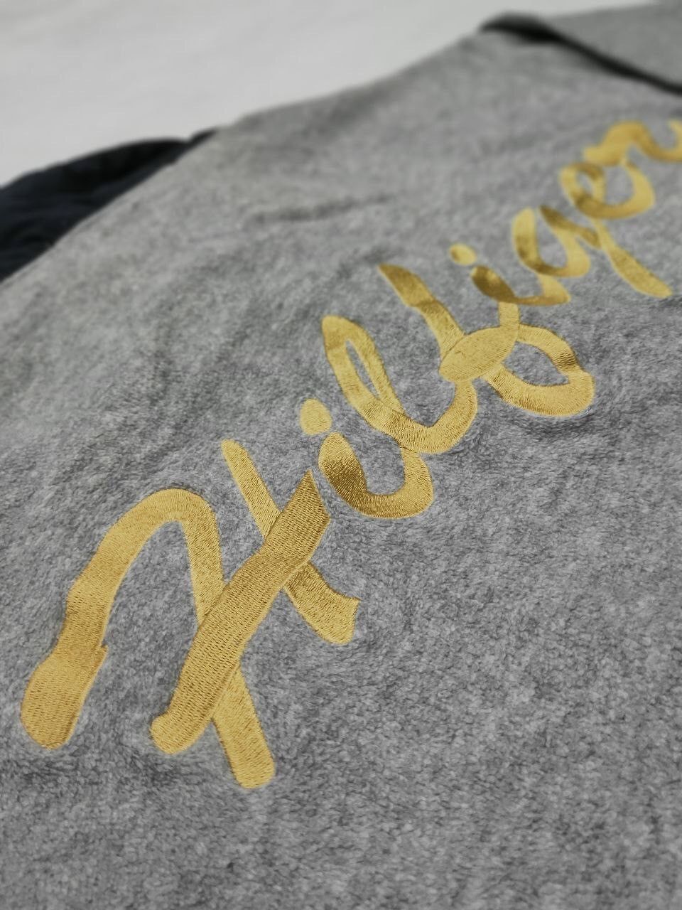 Tommy Hilfiger × Vintage Vintage Tommy Hilfiger Embroidered Fleece Sweatshirt Size US M / EU 48-50 / 2 - 13 Thumbnail
