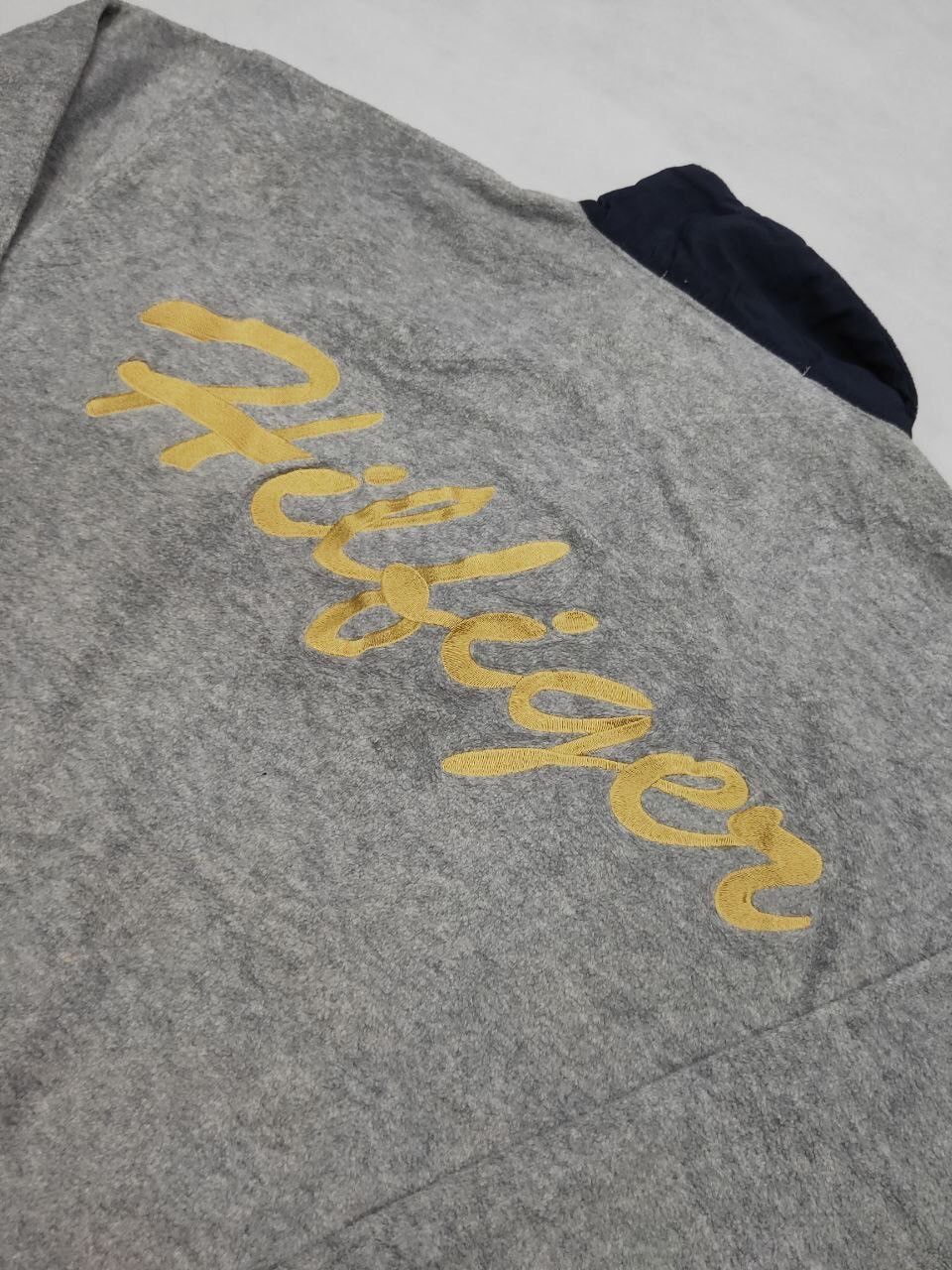 Tommy Hilfiger × Vintage Vintage Tommy Hilfiger Embroidered Fleece Sweatshirt Size US M / EU 48-50 / 2 - 12 Thumbnail
