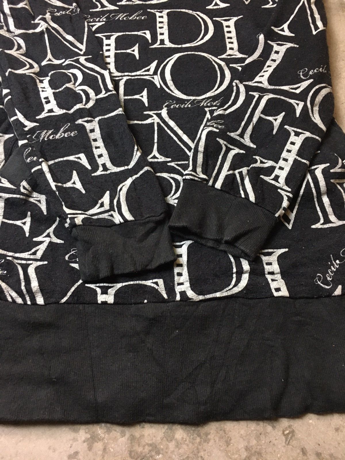 Designer × Japanese Brand Vintage CECIL McBEE Full print Hoodie Size XS / US 0-2 / IT 36-38 - 7 Thumbnail