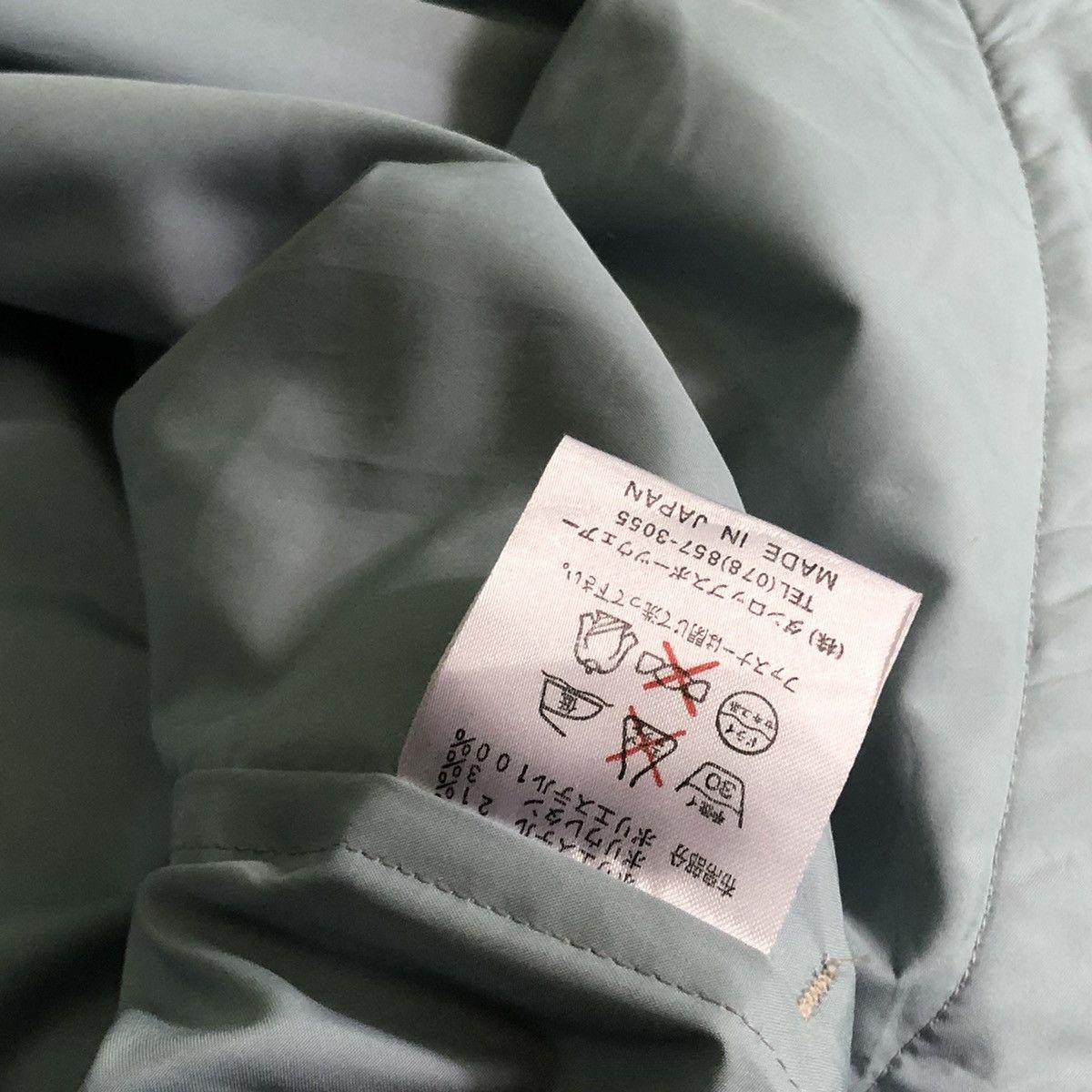 Balenciaga × Vintage Vintage Balenciaga Paris Vest Script Logo Made In Japan Size US L / EU 52-54 / 3 - 7 Thumbnail