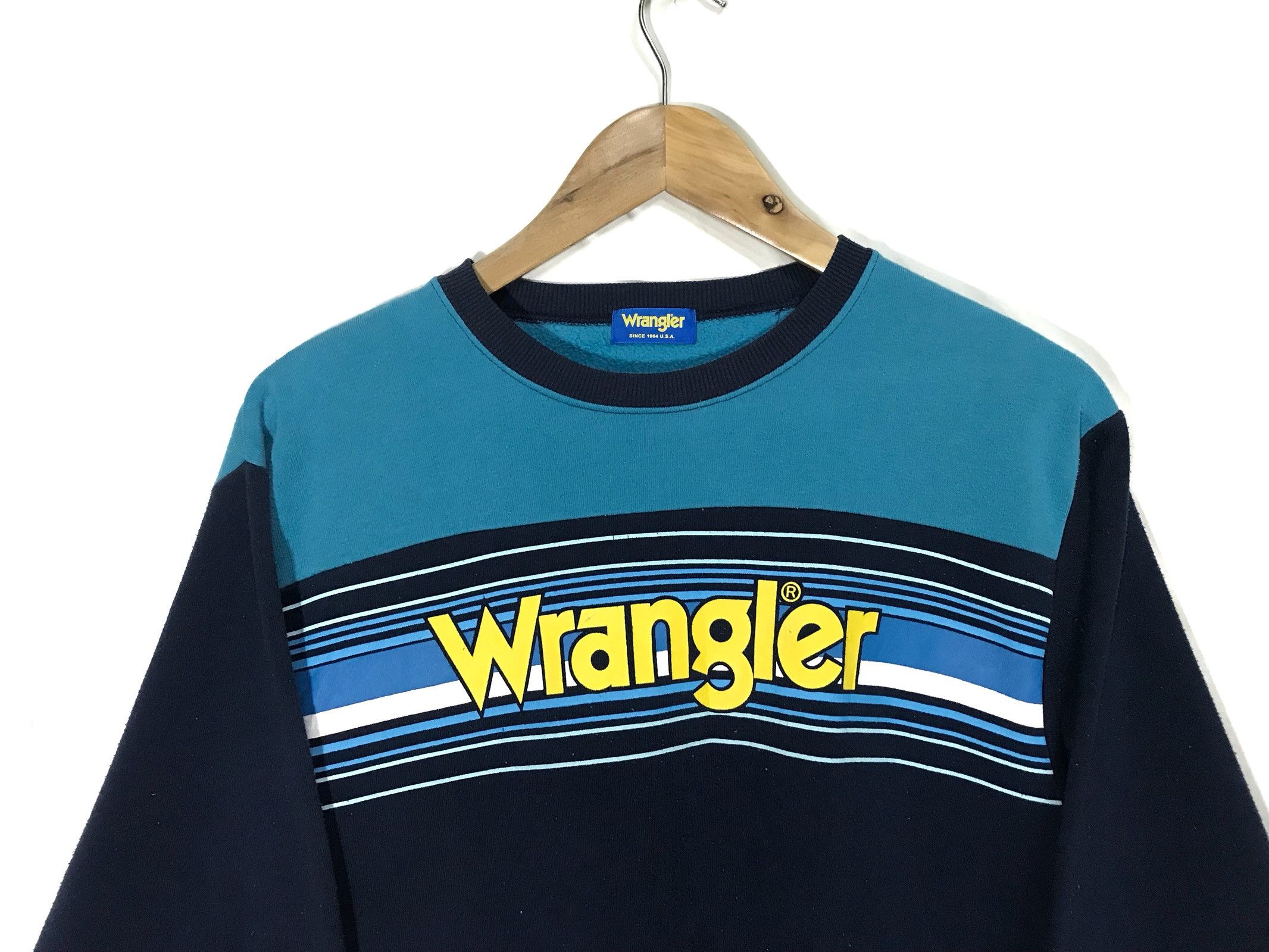 Wrangler 🔥Need Gone Today🔥Wrangler Big Logo Spellout Sweatshirt Size US S / EU 44-46 / 1 - 2 Thumbnail