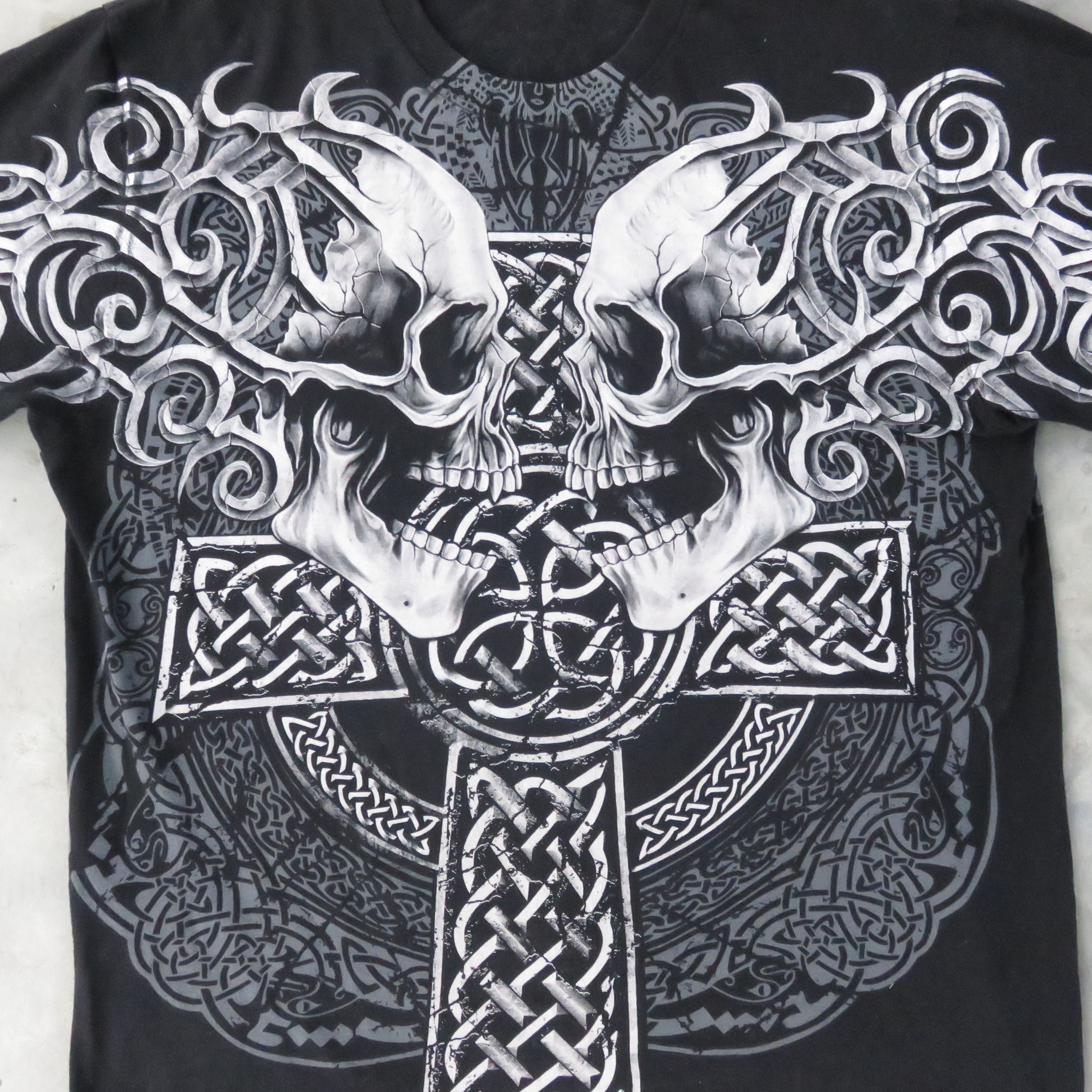 Vintage Vintage 90's Skull Fullprint Single Stitch Tee Shirt Size US L / EU 52-54 / 3 - 2 Thumbnail