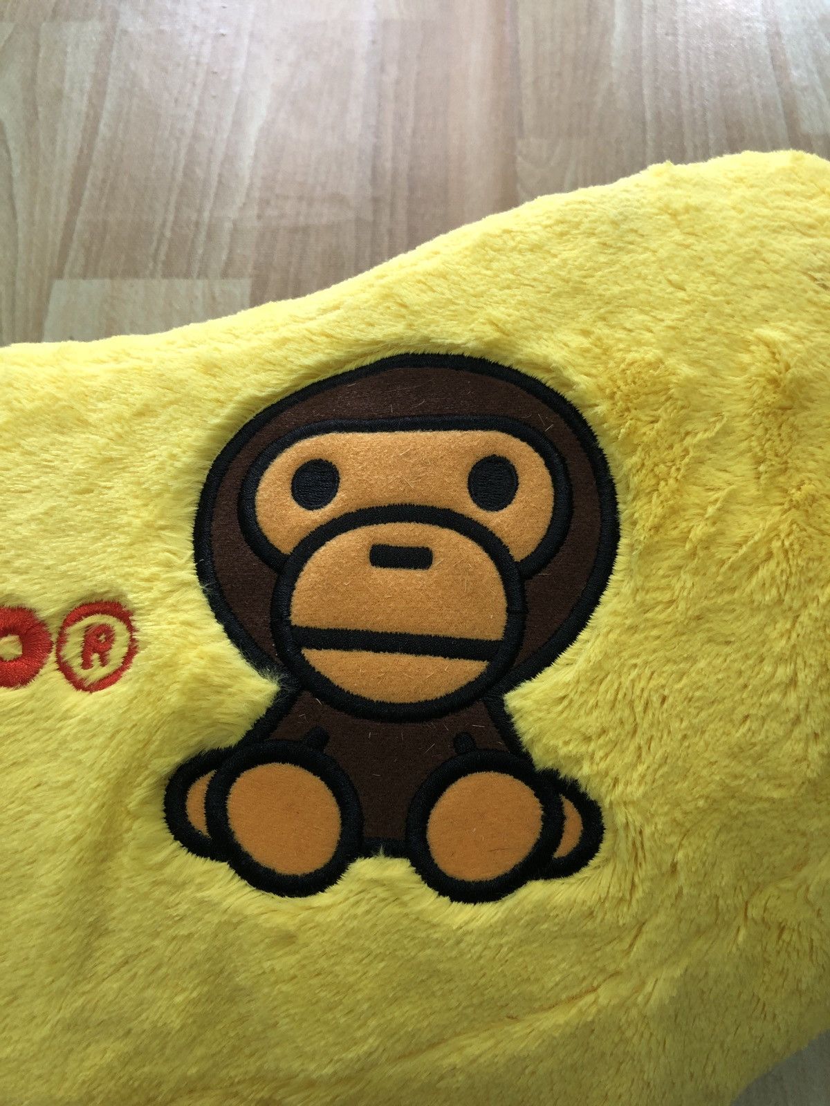 Bape 🔥2010 Bape X Sanrio Baby Milo Banana Cushion Size ONE SIZE - 4 Thumbnail