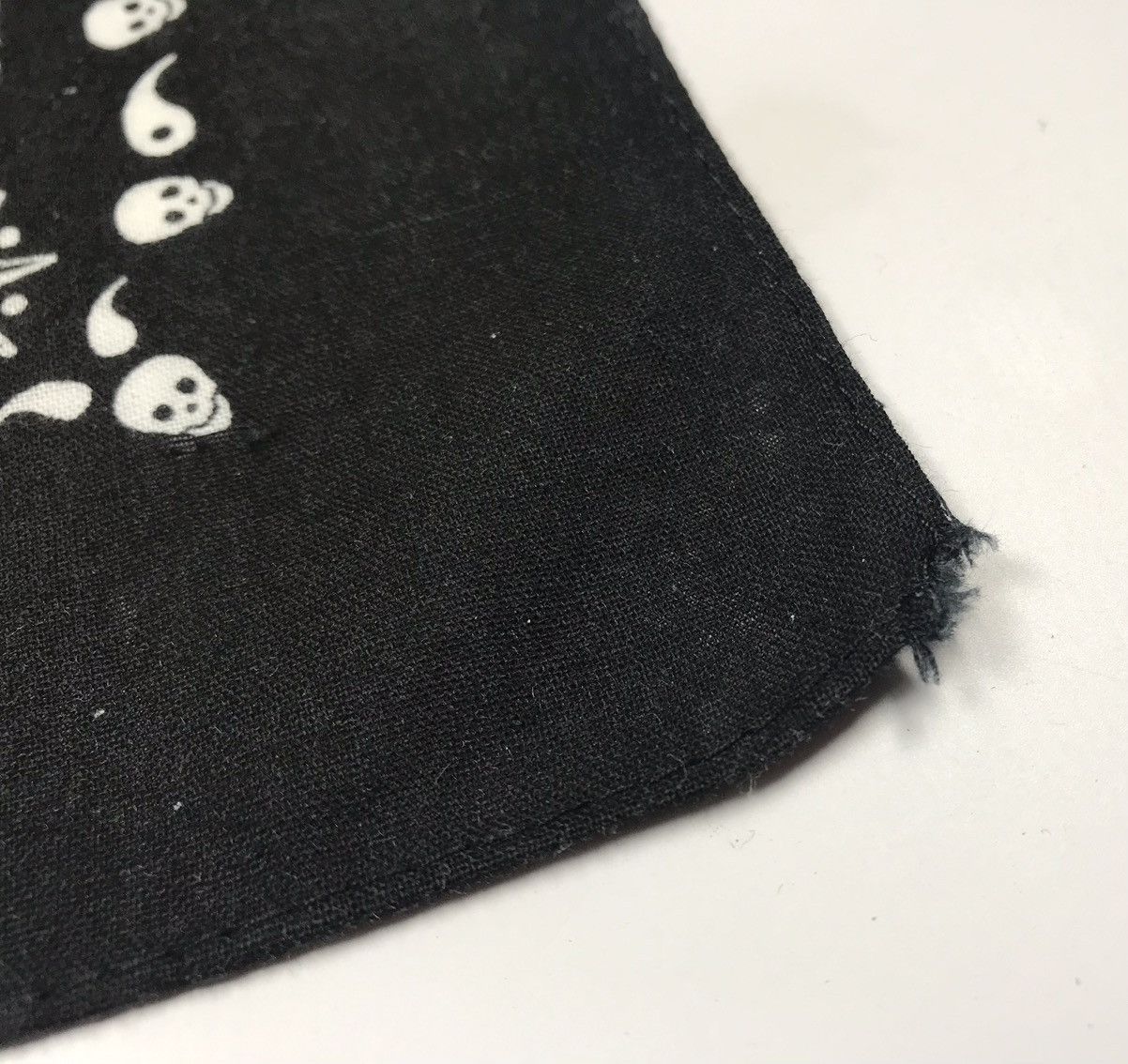 Other skulls bandana handkerchief neckerchief Size ONE SIZE - 4 Thumbnail
