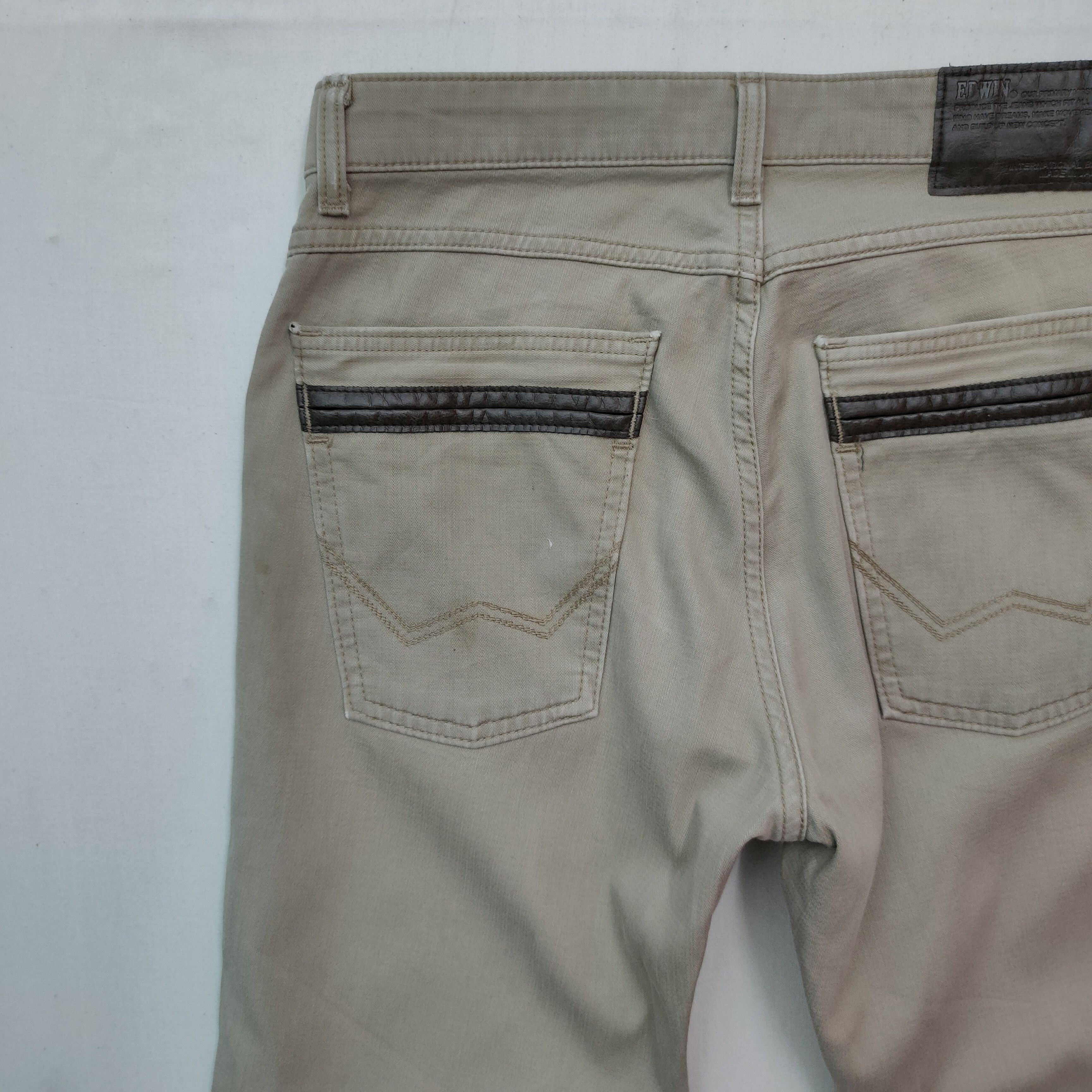 Edwin Vintage EDWIN Khaki Casual Pants Size US 31 - 12 Thumbnail