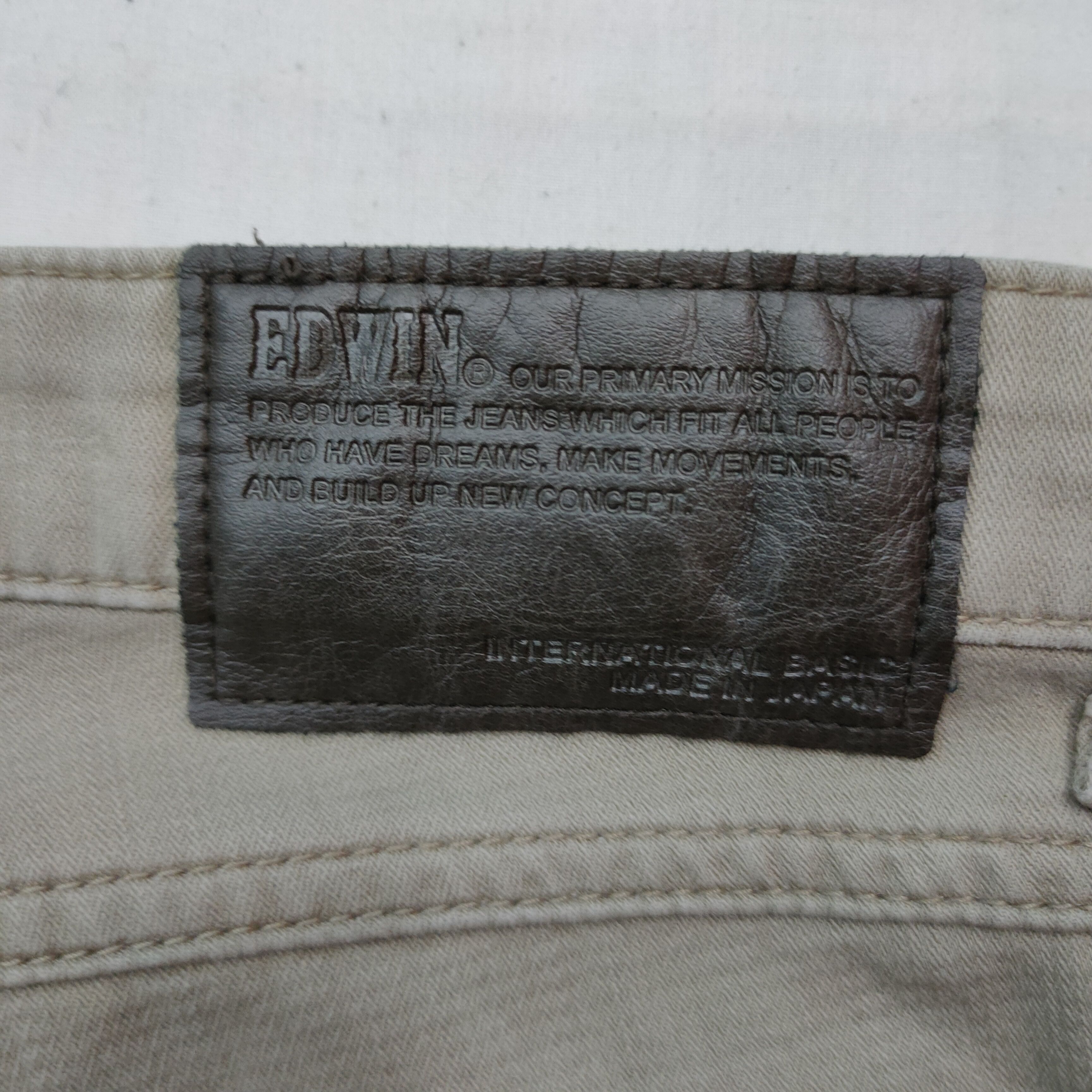 Edwin Vintage EDWIN Khaki Casual Pants Size US 31 - 7 Thumbnail