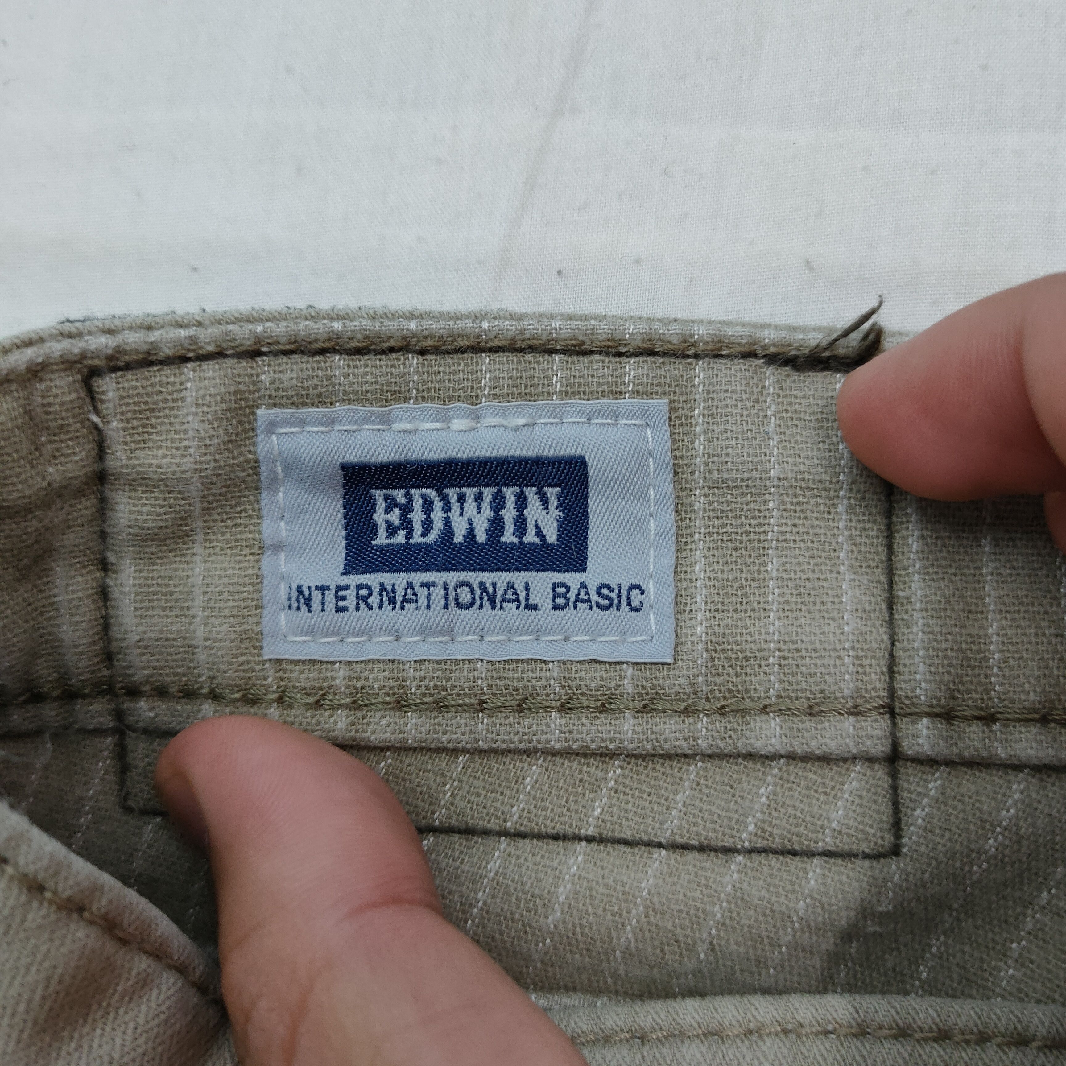 Edwin Vintage EDWIN Khaki Casual Pants Size US 31 - 10 Thumbnail