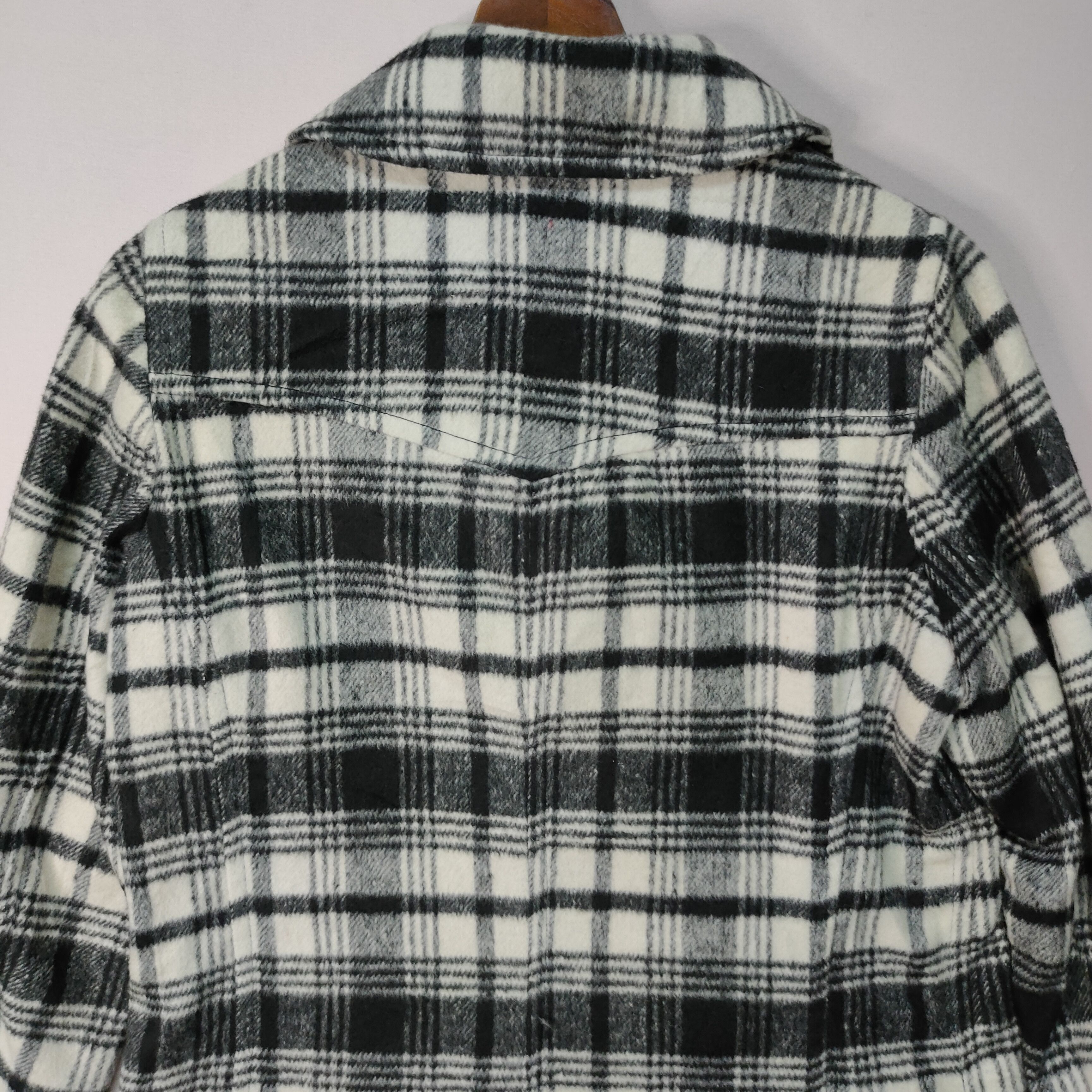 Designer × Hiroko Koshino Homme × Japanese Brand VINTAGE HK WORK LONDON CHEECKRED BUTTON UPS JACKET Size US S / EU 44-46 / 1 - 4 Thumbnail