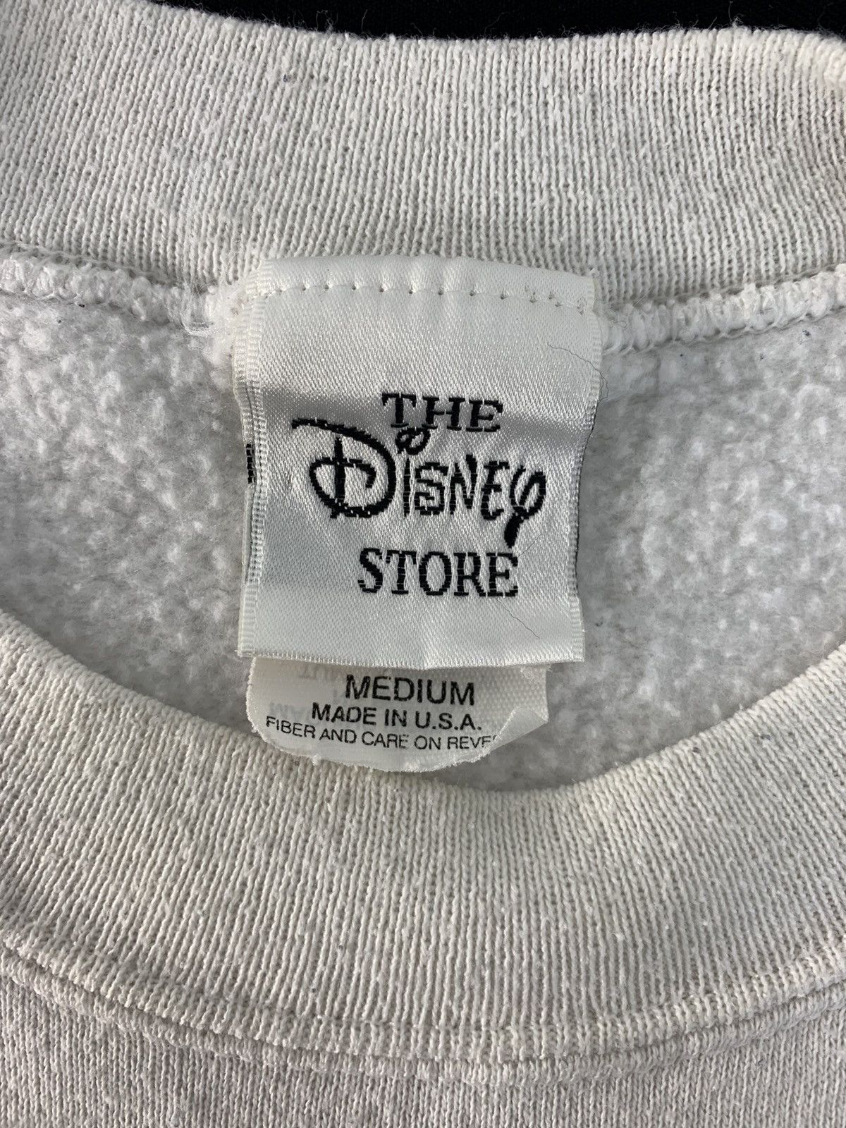 Disney 90s Disney Winnie The Pooh Bear Hugs Holidays Graphic Size US M / EU 48-50 / 2 - 2 Thumbnail