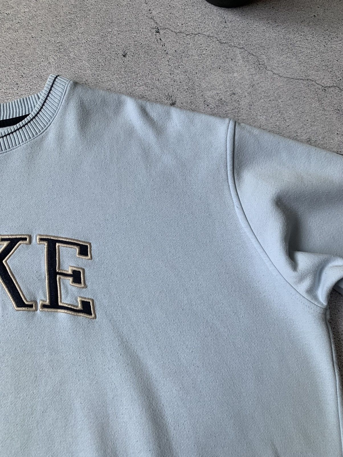 Nike NIKE BABY BLUE SPELLOUT BIG LOGO Y2K SWEATSHIRT Size US XXL / EU 58 / 5 - 8 Thumbnail