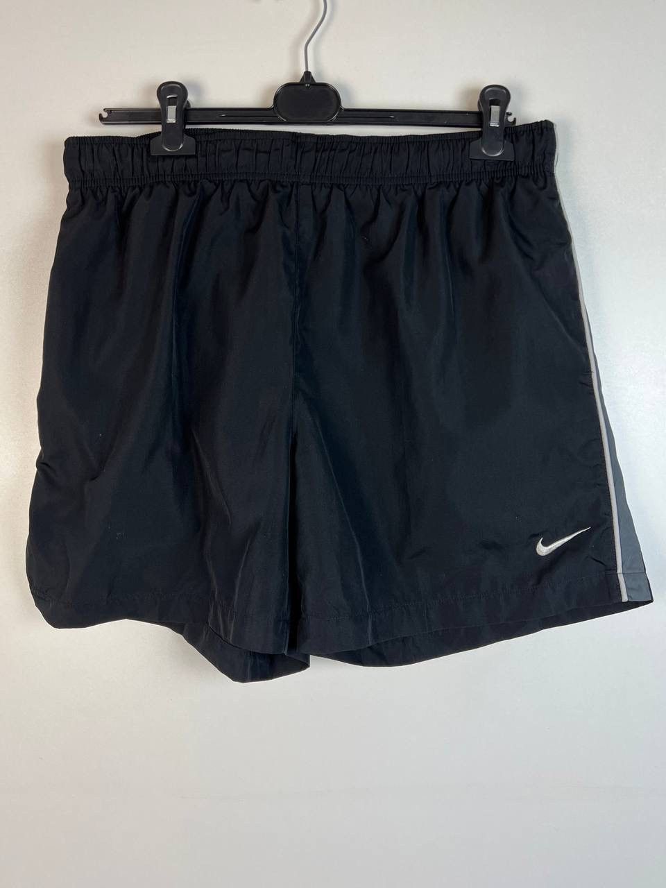 Vintage Nike vintage shorts size XL Size US 36 / EU 52 - 1 Thumbnail