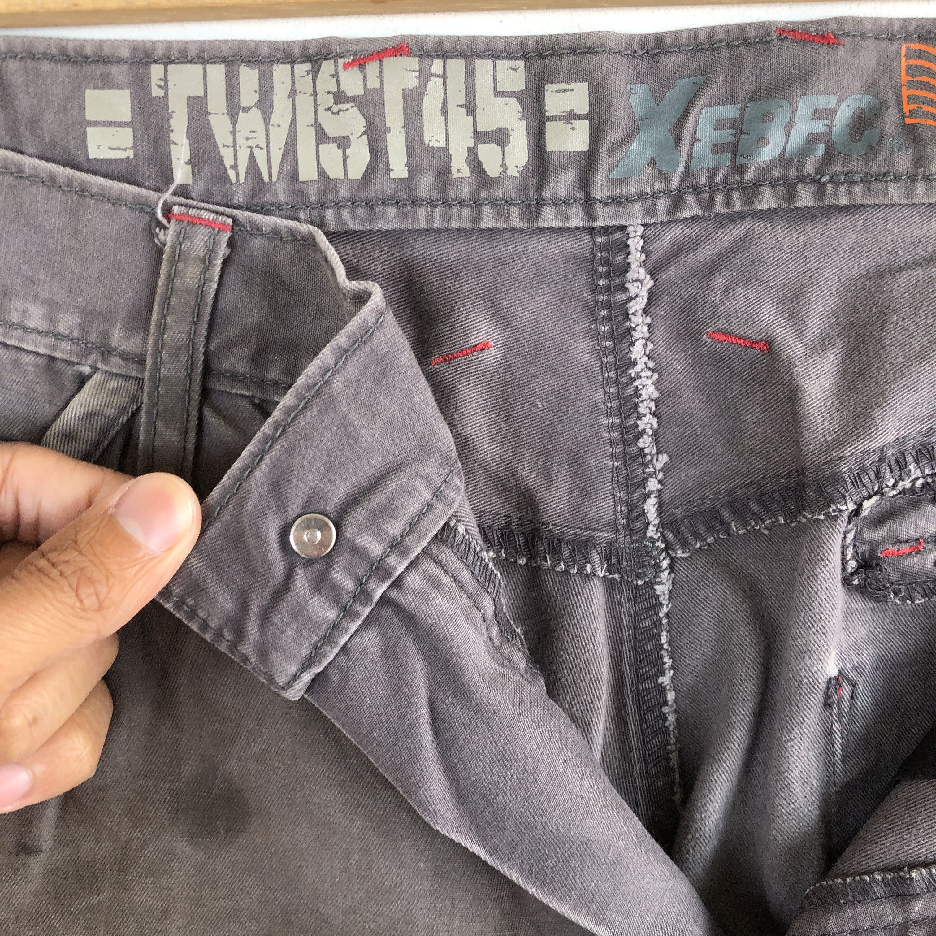 Japanese Brand × Vintage Vintage Y2K Avant Garde Cargo Pants Multi Pocket Trousers Size US 34 / EU 50 - 10 Thumbnail