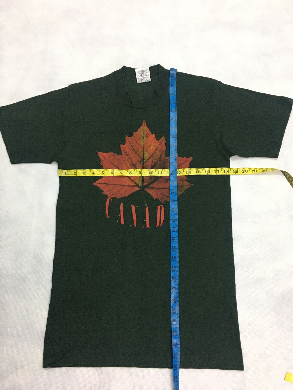 Vintage Vintage Canada Logo Tee Size US S / EU 44-46 / 1 - 6 Thumbnail