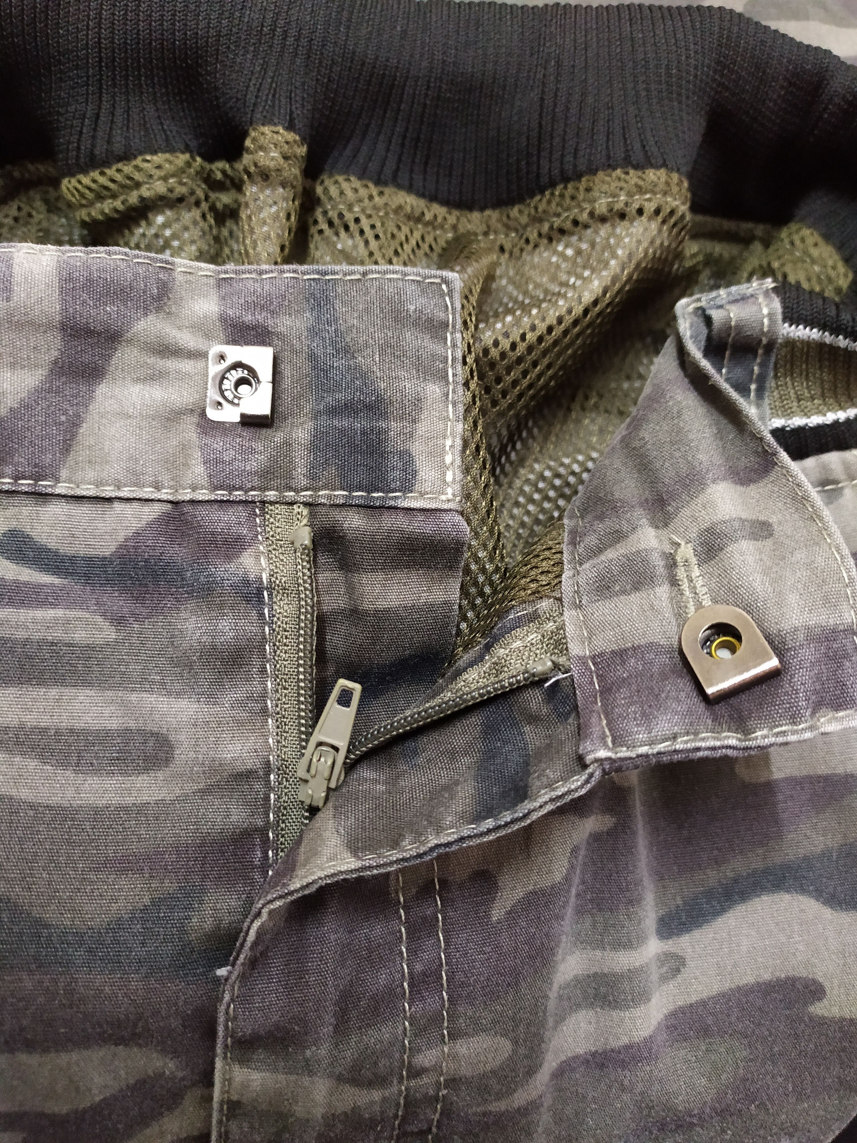 Japanese Brand JAPANESE BRAND CAMO FADED CARGO PANTS Size US 26 / EU 42 - 18 Thumbnail