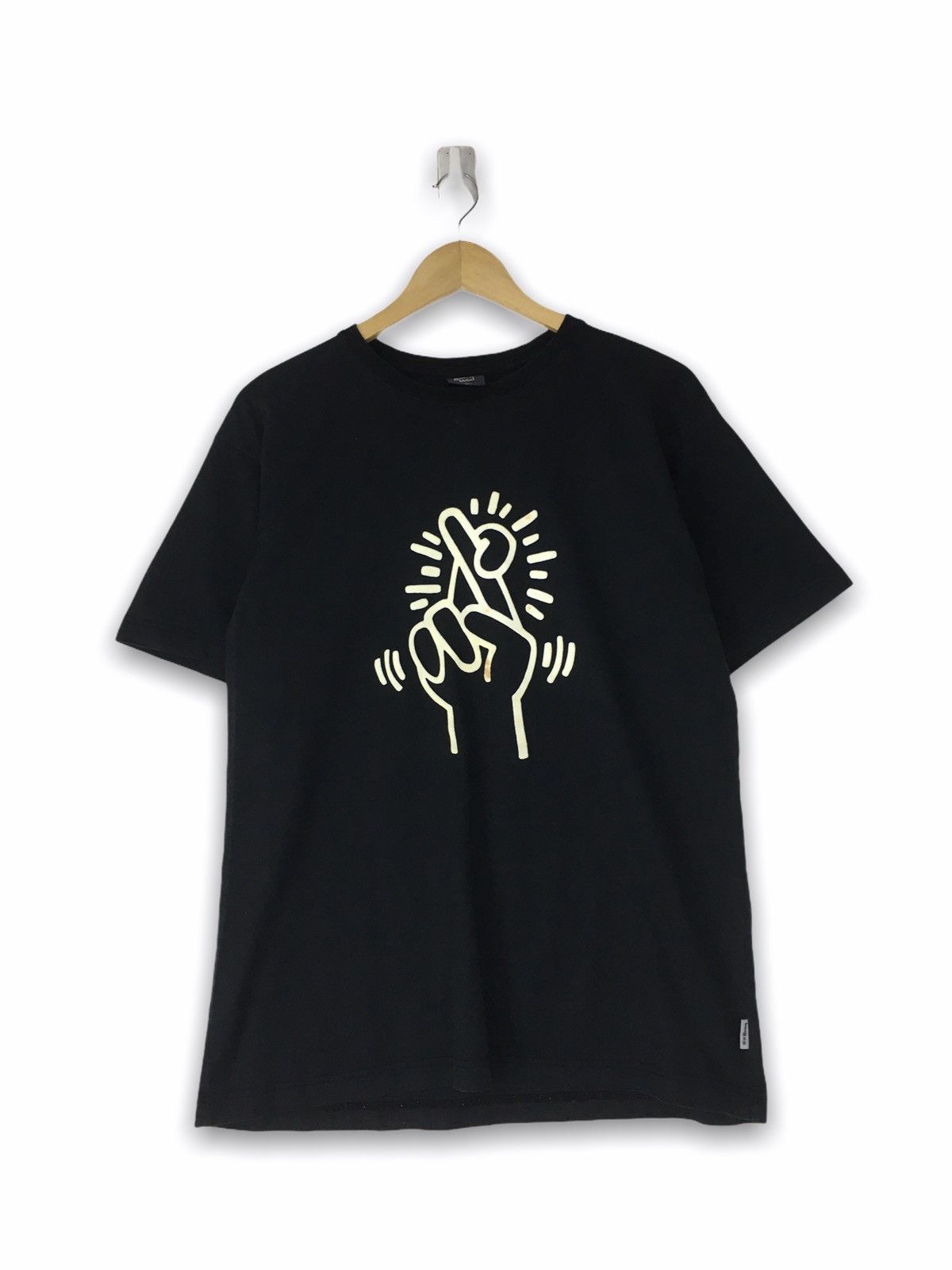 Keith Haring × Uniqlo Vintage Keith Haring Pop art men tshirt Size US XL / EU 56 / 4 - 1 Thumbnail