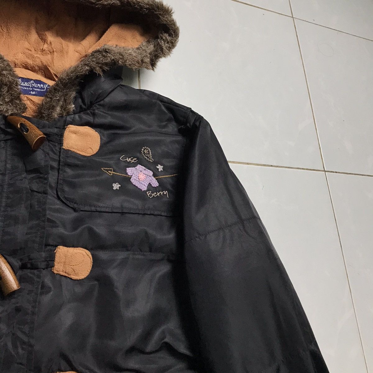 Designer × Japanese Brand × Vintage Vintage Japanese Embroidery Cuse Berry Overcoat Jacket Size US M / EU 48-50 / 2 - 6 Thumbnail