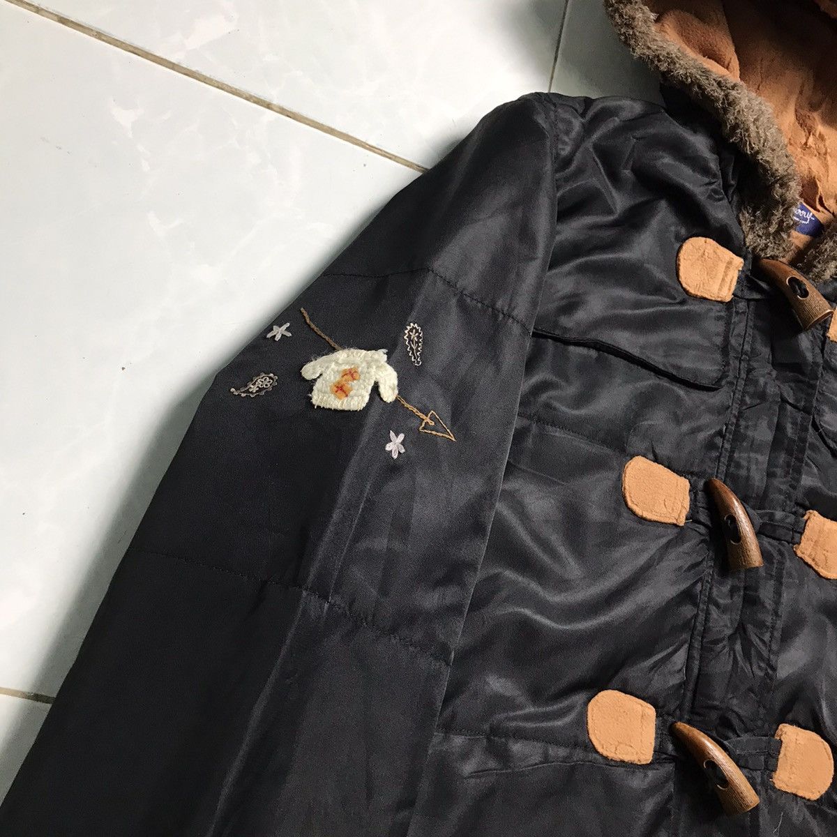Designer × Japanese Brand × Vintage Vintage Japanese Embroidery Cuse Berry Overcoat Jacket Size US M / EU 48-50 / 2 - 5 Thumbnail