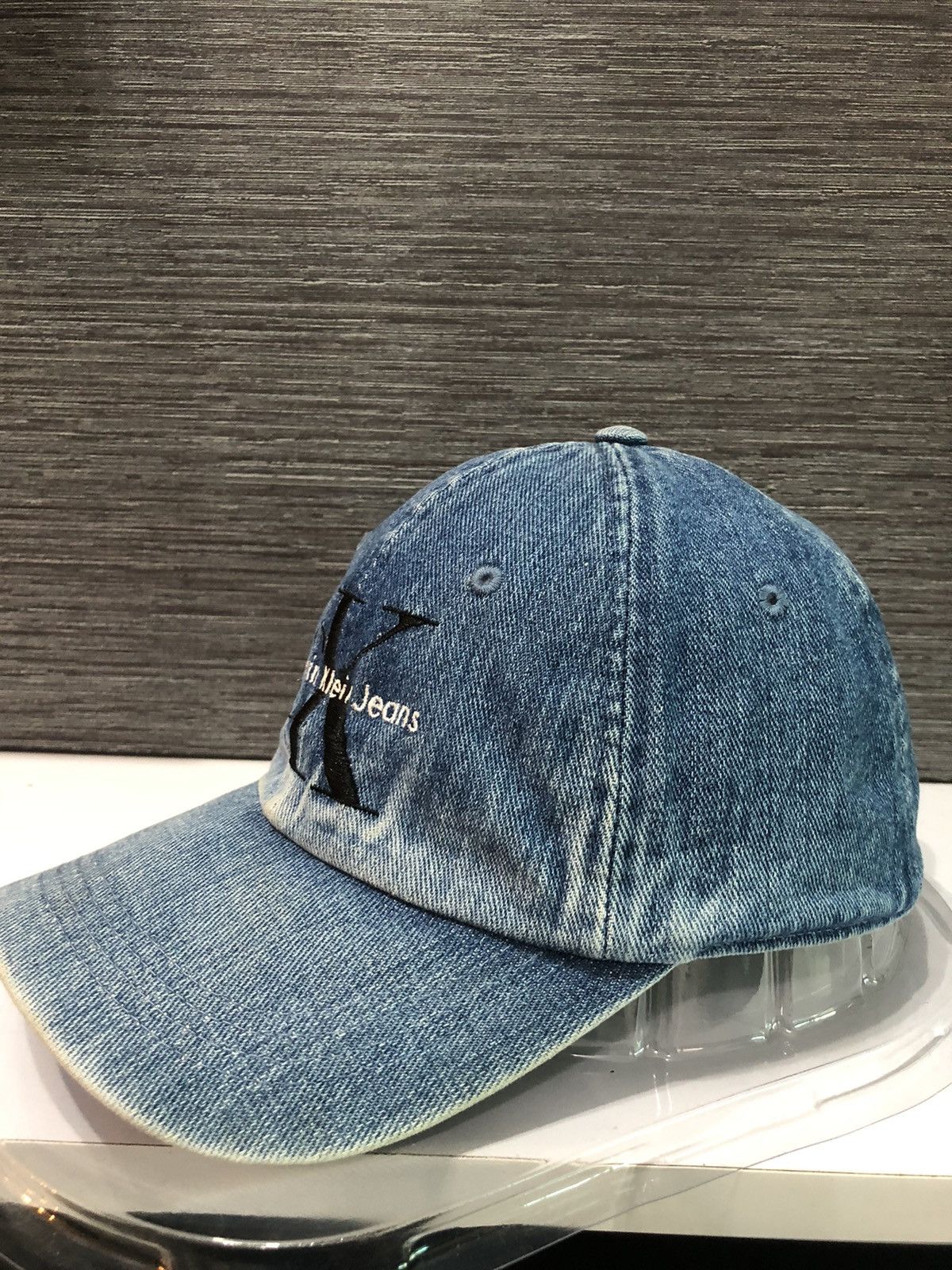 Calvin Klein Calvin Klien Jeans Hat Cap Size ONE SIZE - 2 Thumbnail