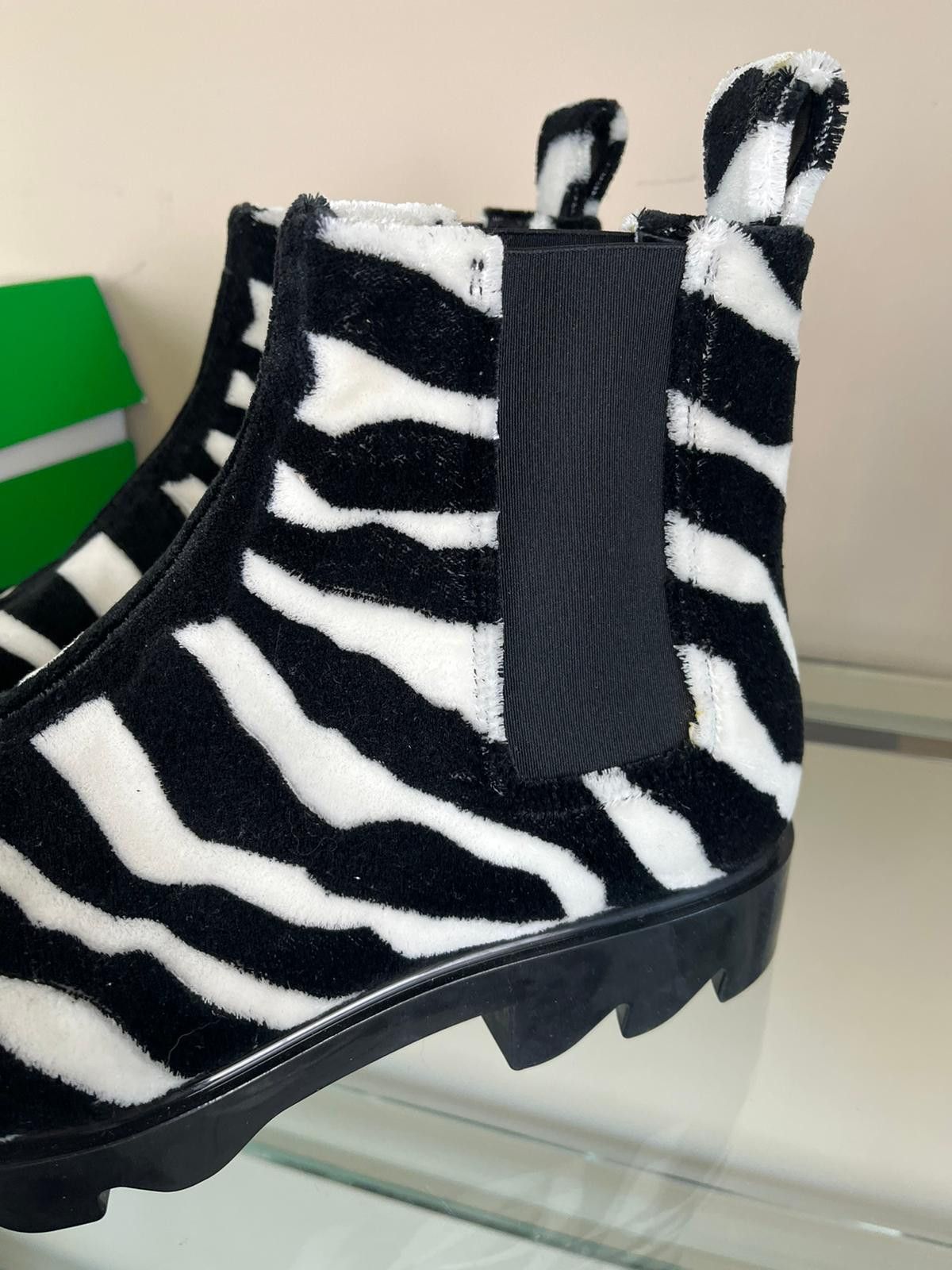 Bottega Veneta o1rshd1 Pony Hair Zebra Boots in Black & White Size US 10 / EU 43 - 9 Thumbnail