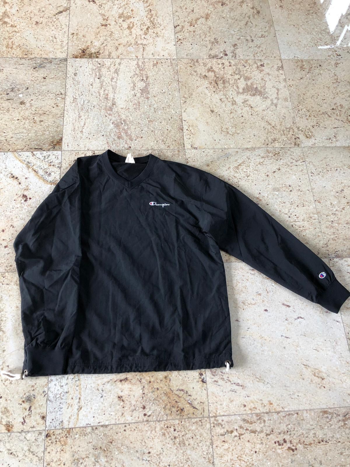Champion V Neck Pullover Nylon Sweater Size US L / EU 52-54 / 3 - 1 Thumbnail