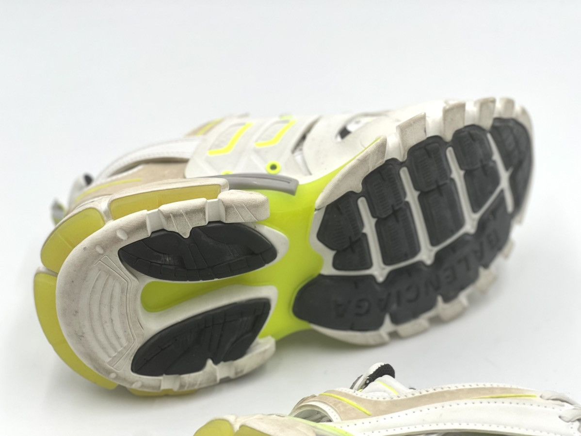 Balenciaga Balenciaga Track Worn Out Fabric Lace-up Sneakers Size US 5 / IT 35 - 7 Thumbnail