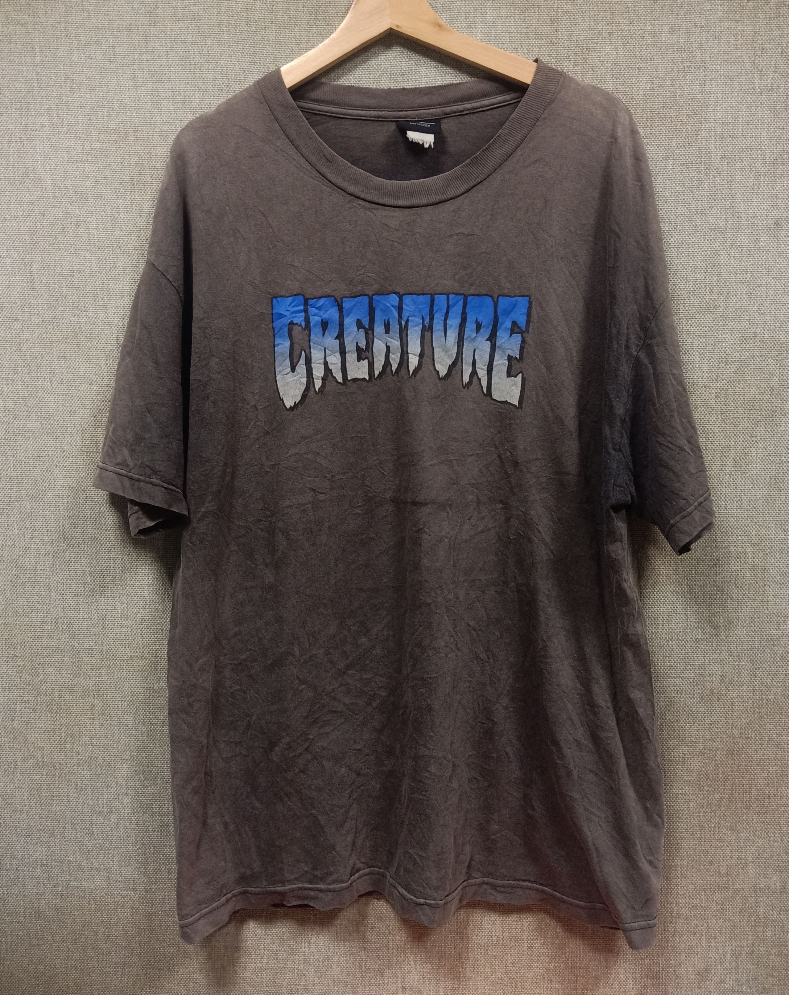 Hook-Ups vintage t shirt creature skateboard distressed sunfaded Size US XL / EU 56 / 4 - 1 Thumbnail