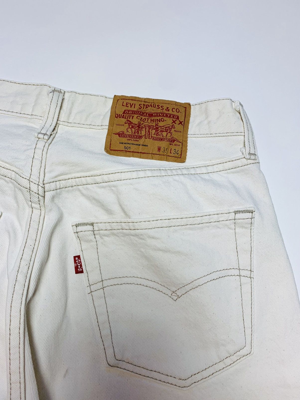 Levi's × Levi's Vintage Clothing × Vintage Levi’s 501 Button Fly Made in USA Cream Jeans Vintage Size US 31 - 6 Thumbnail
