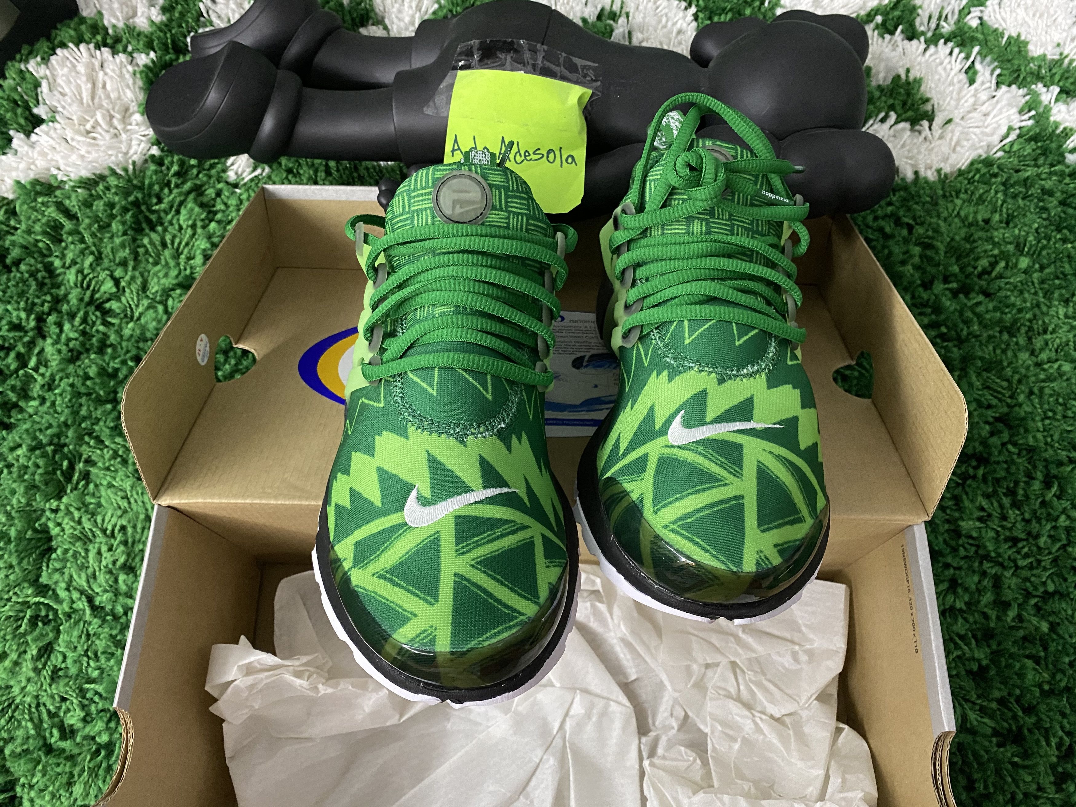 Nike Nike Air Presto Nigeria Small 7-9 Size US 9 / EU 42 - 3 Thumbnail
