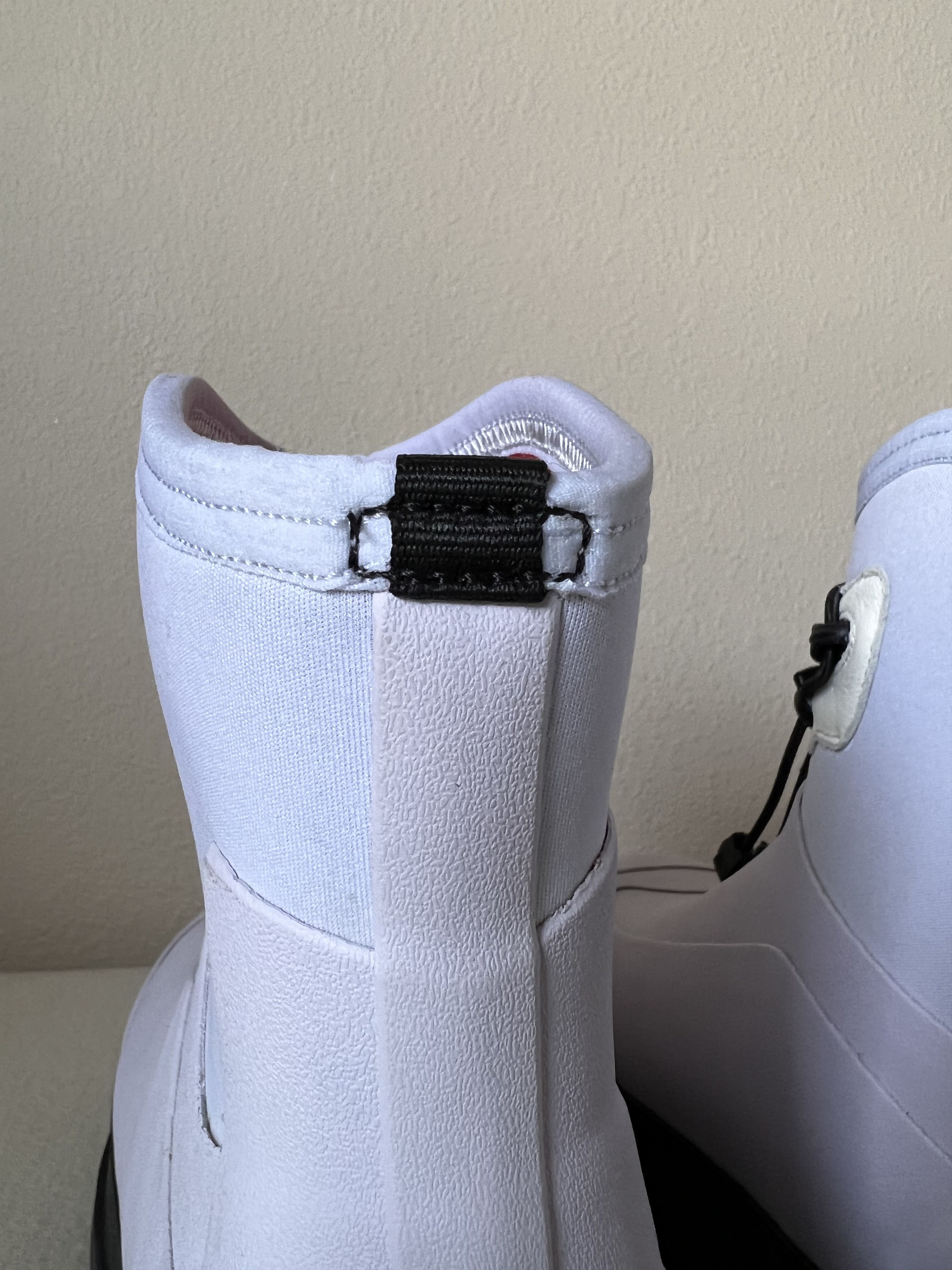 1017 ALYX 9SM × Moncler 1017 Alyx 9SM Moncler Alison Boots in White Size US 10 / EU 43 - 8 Thumbnail