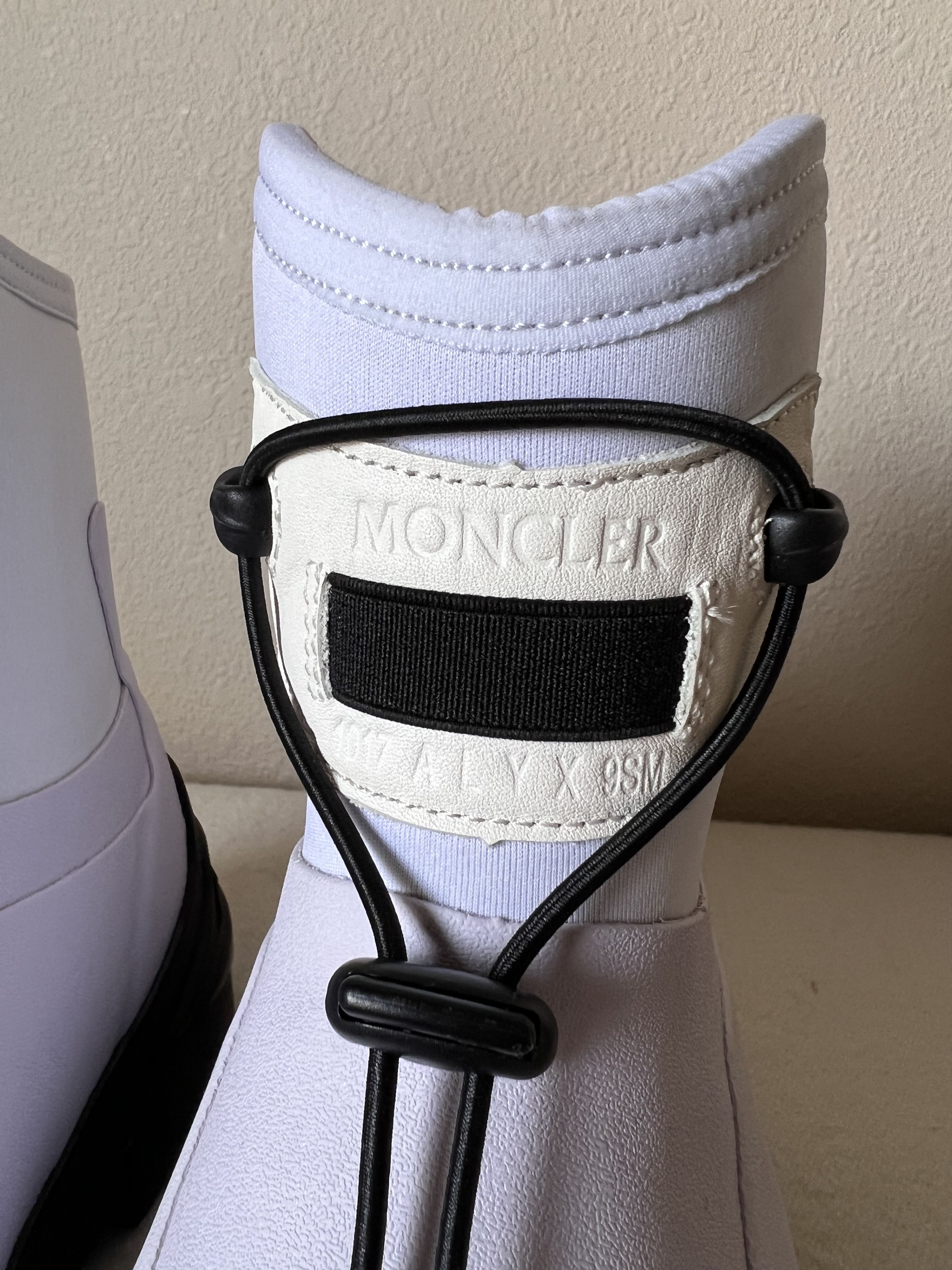 1017 ALYX 9SM × Moncler 1017 Alyx 9SM Moncler Alison Boots in White Size US 10 / EU 43 - 5 Thumbnail