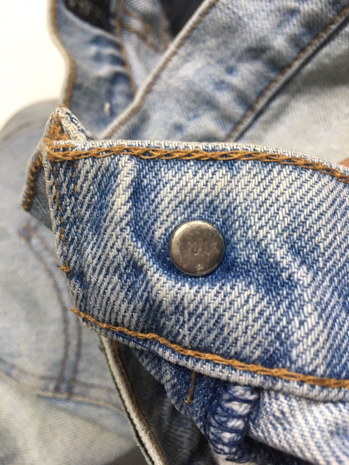 Levi's × Vintage Vintage 1991 Levis Big E dixhuit blue wash distressed denim Size US 31 - 12 Thumbnail