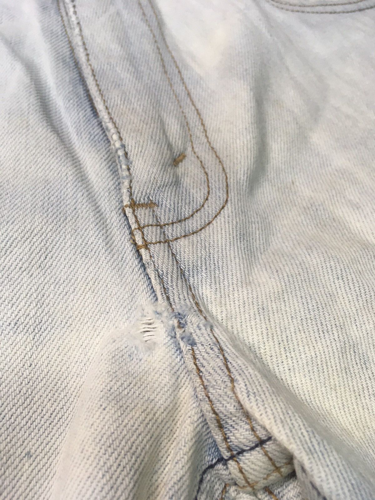 Japanese Brand × Levi's × Vintage Vintage Levi’s 533 light blue wash distressed denim Size US 31 - 10 Thumbnail