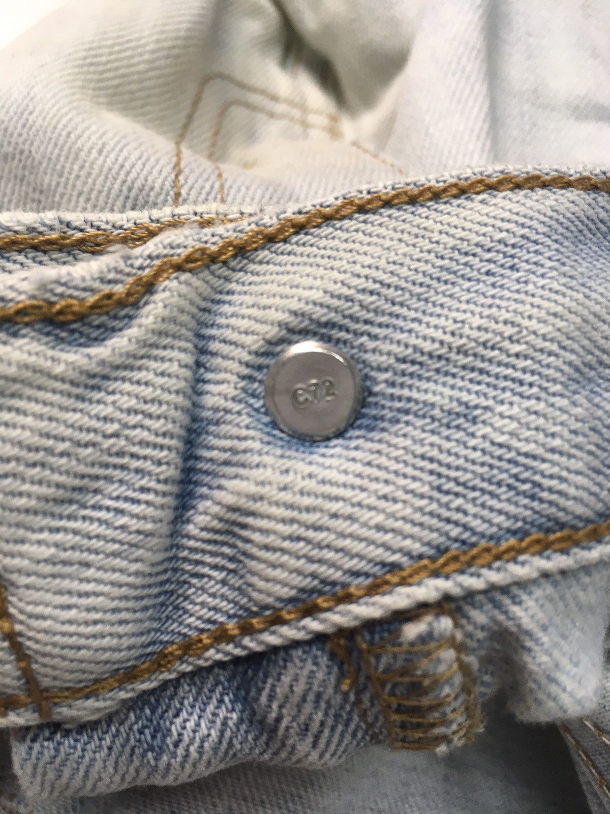 Japanese Brand × Levi's × Vintage Vintage Levi’s 533 light blue wash distressed denim Size US 31 - 13 Thumbnail