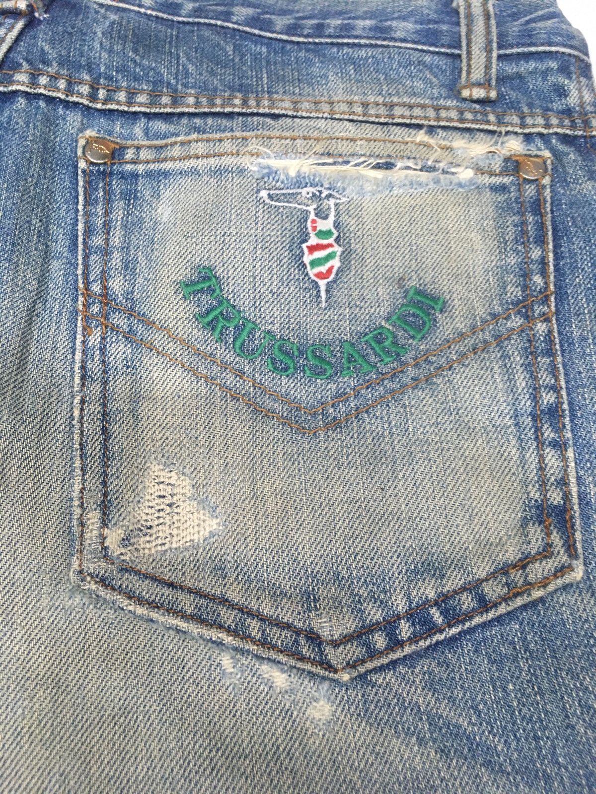 Trussardi × Vintage Vintage trussardi distressed denim Size US 30 / EU 46 - 13 Thumbnail