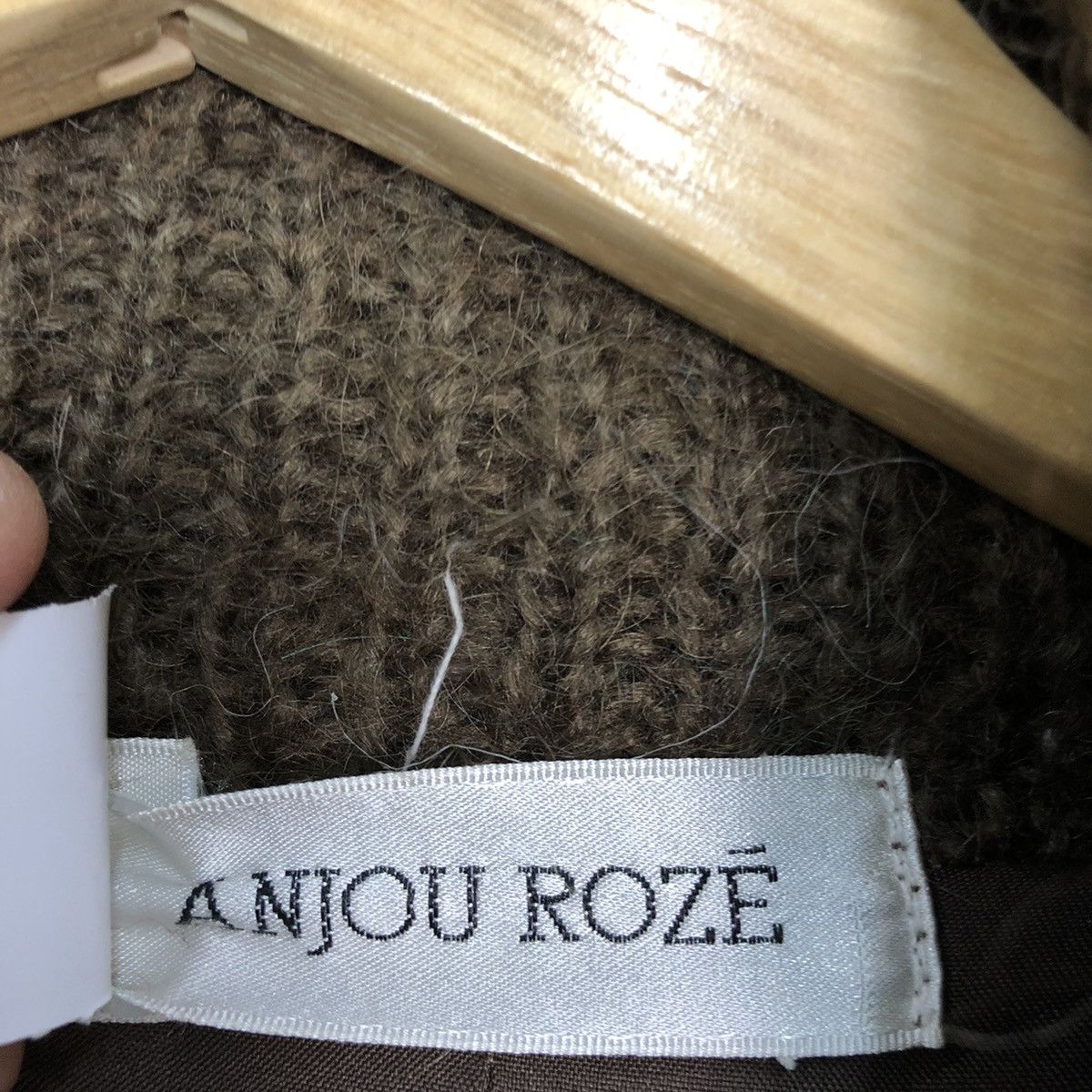 Vintage DLL Anjou Roze vintage Brown art cardigan Knitwear #c1150 Size US M / EU 48-50 / 2 - 10 Thumbnail