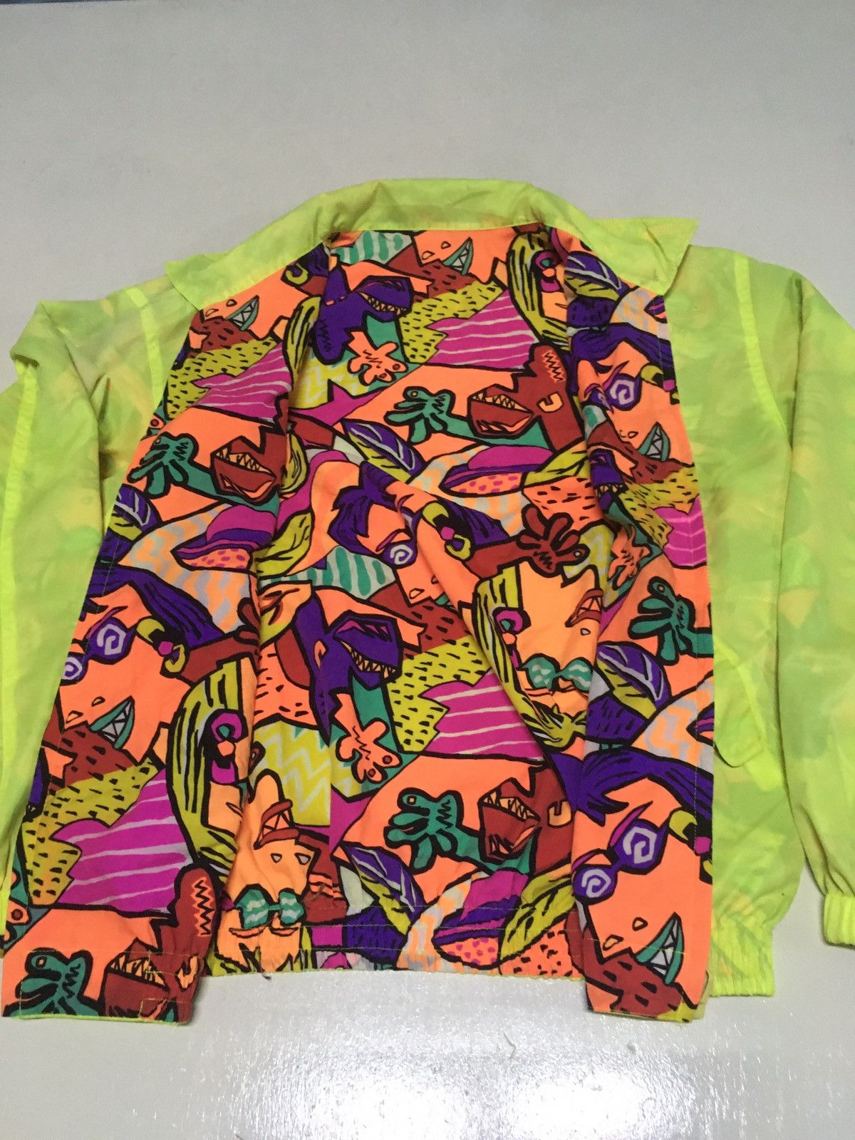 Vintage Vintage 90s urban hills reversible over print jacket Size US L / EU 52-54 / 3 - 4 Thumbnail