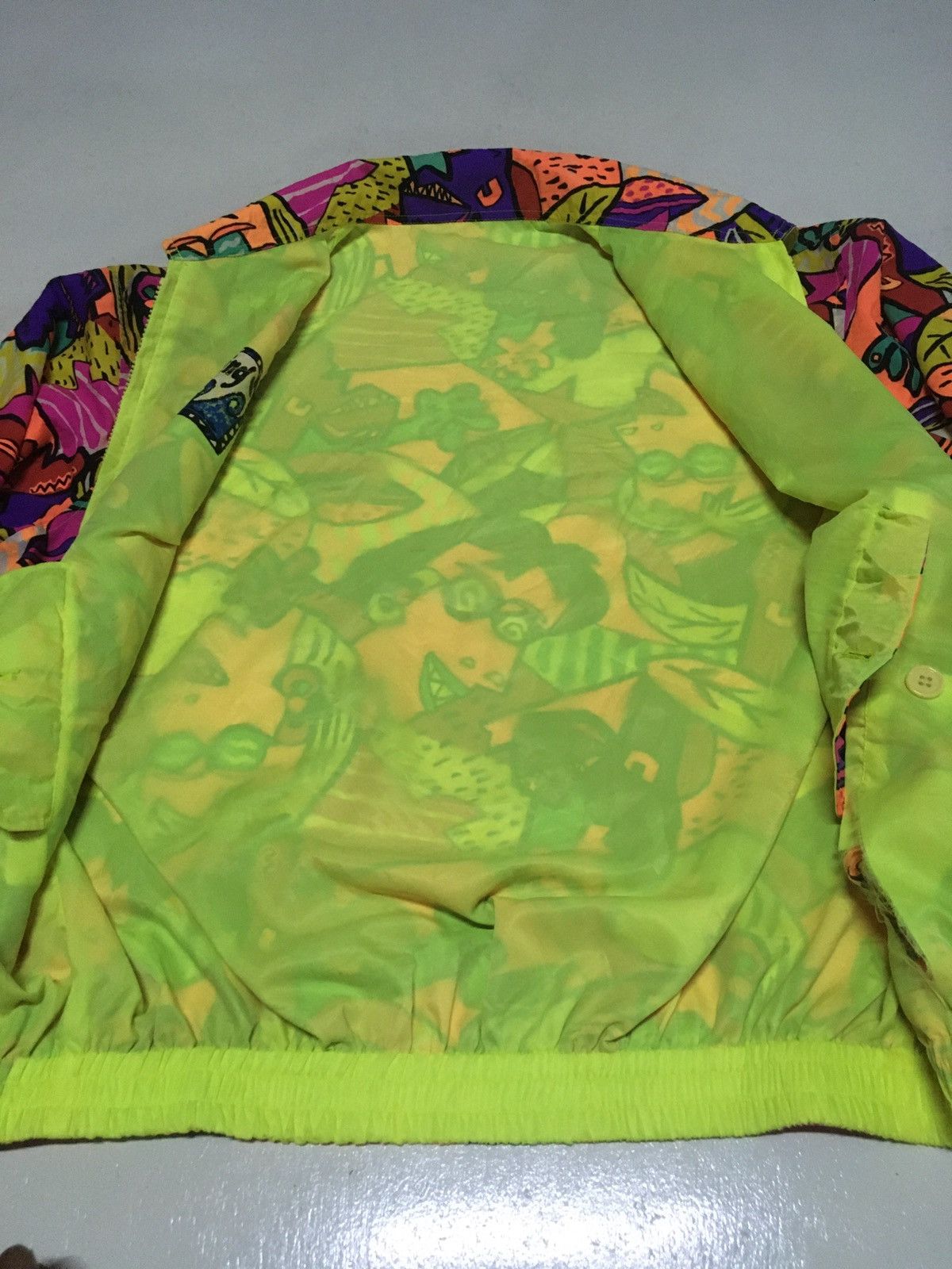 Vintage Vintage 90s urban hills reversible over print jacket Size US L / EU 52-54 / 3 - 7 Thumbnail
