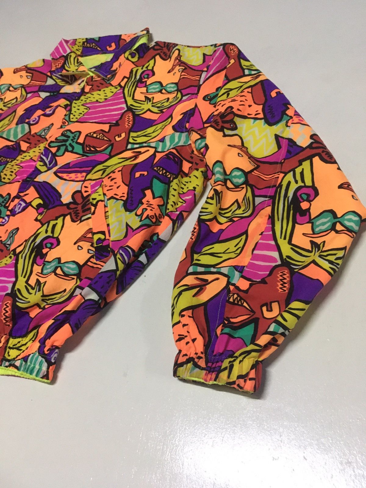 Vintage Vintage 90s urban hills reversible over print jacket Size US L / EU 52-54 / 3 - 5 Thumbnail